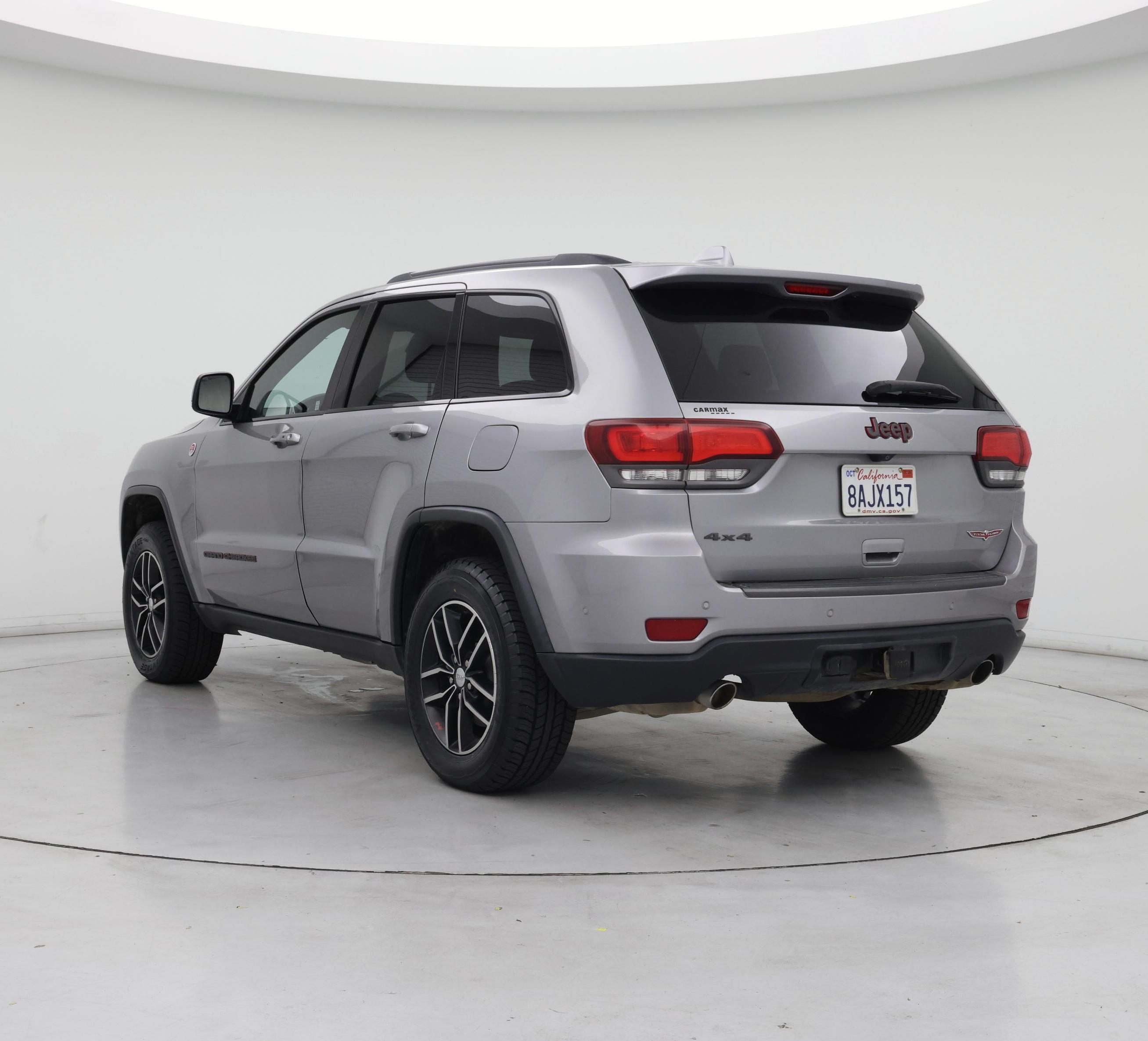 Thumbnail: 2017 Jeep Grand Cherokee - 2