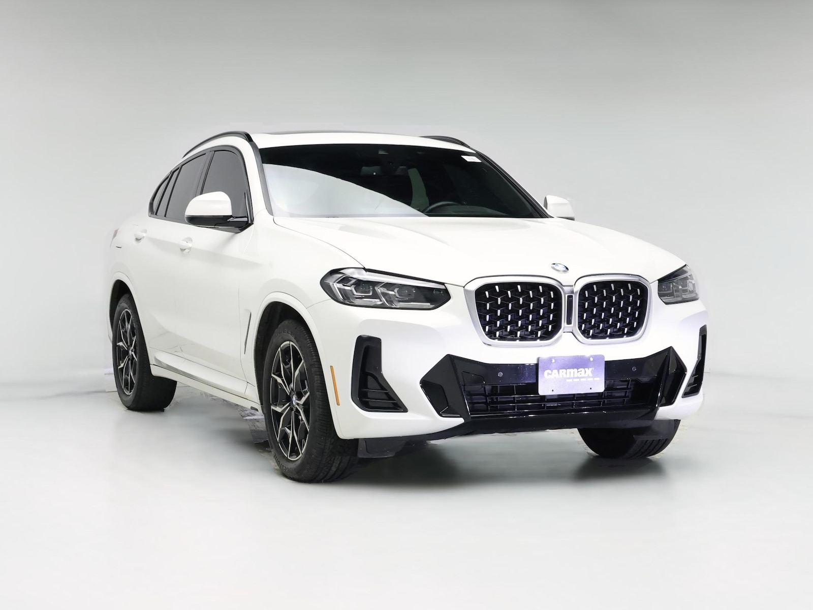 2023 BMW X4