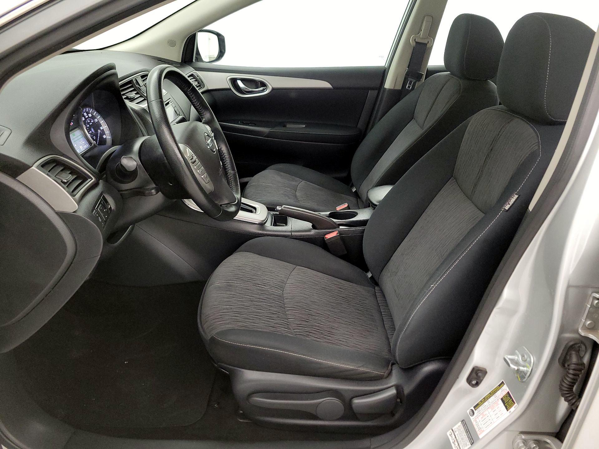 Thumbnail: 2015 Nissan Sentra - 11