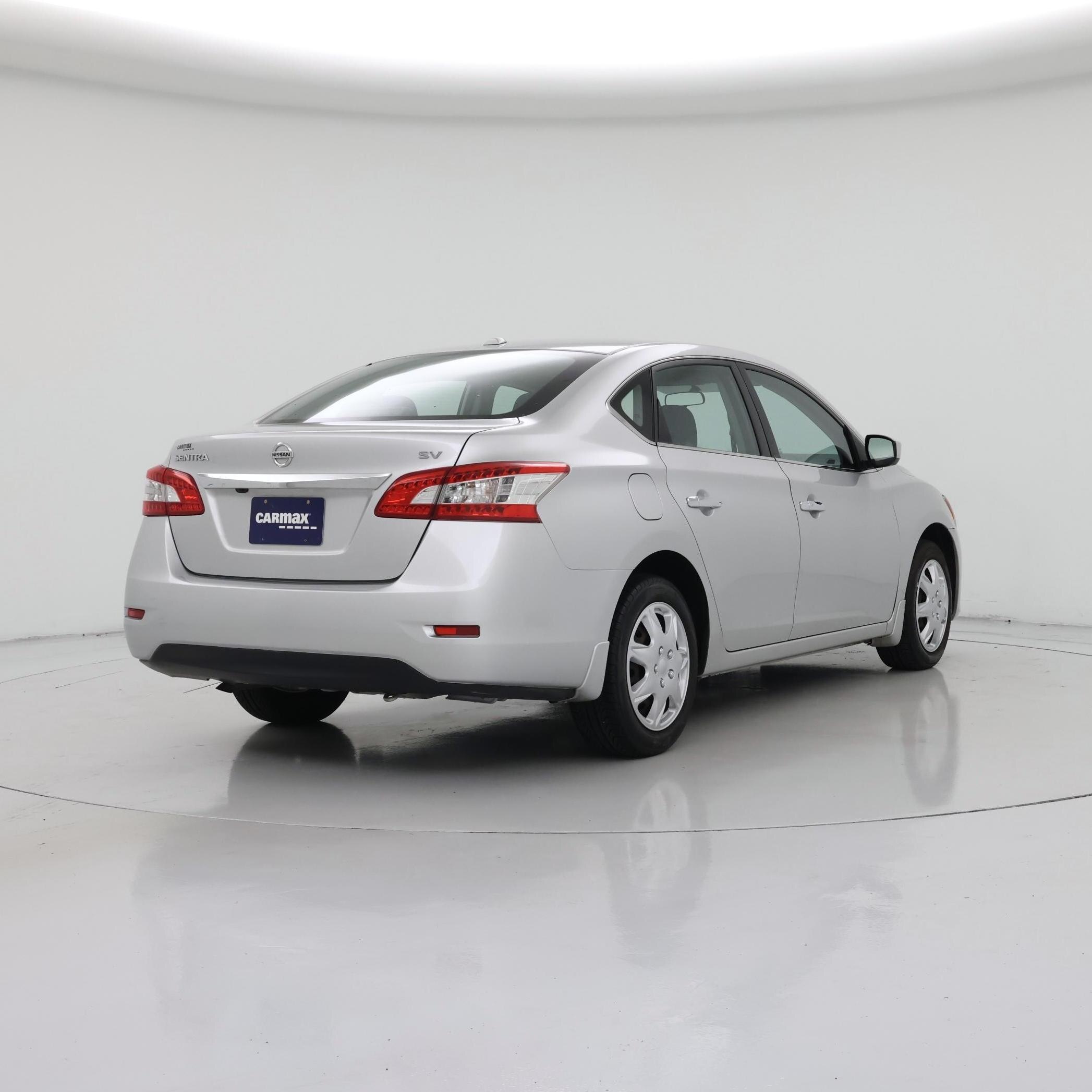 Thumbnail: 2015 Nissan Sentra - 8