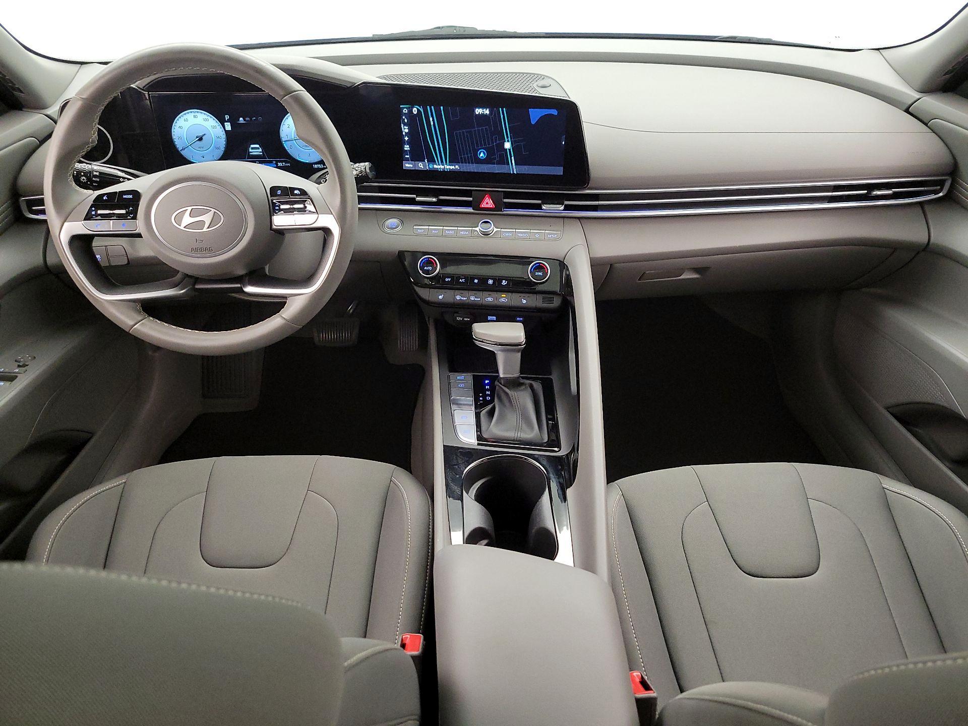 Thumbnail: 2024 Hyundai Elantra - 9
