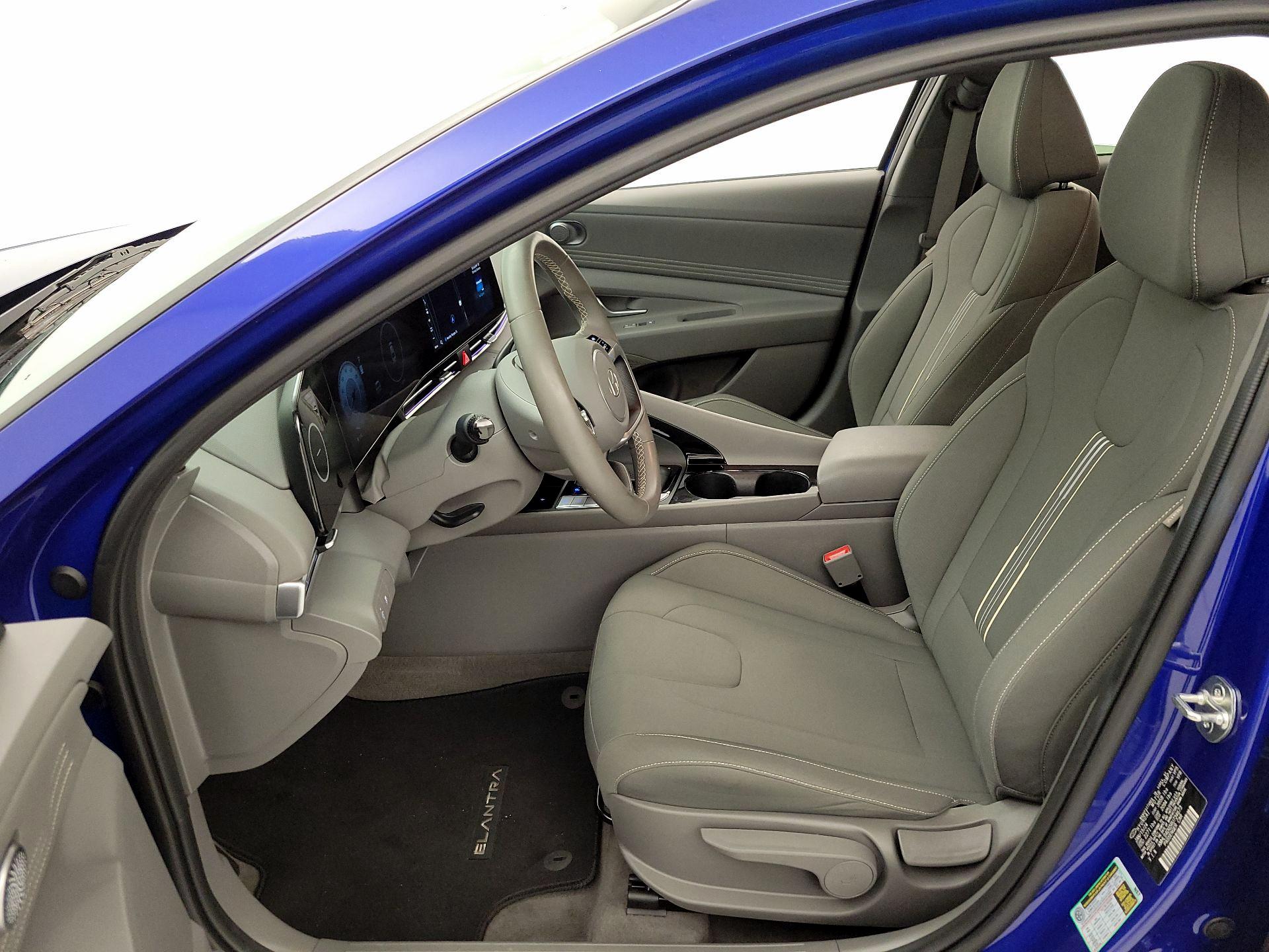 Thumbnail: 2024 Hyundai Elantra - 11