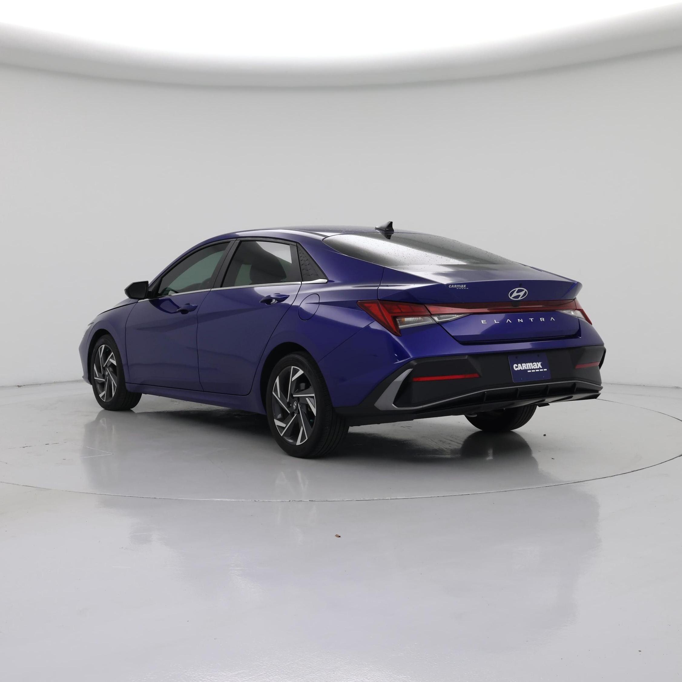 Thumbnail: 2024 Hyundai Elantra - 2