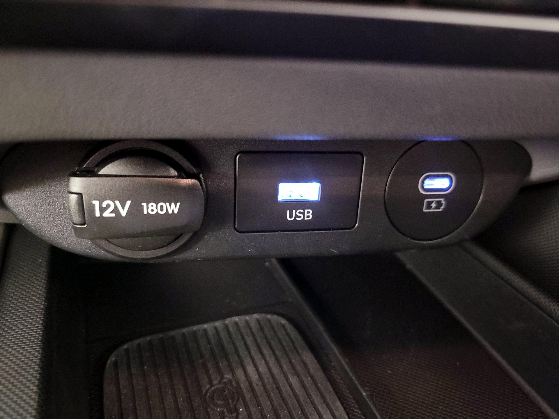 Thumbnail: 2024 Hyundai Elantra - 19