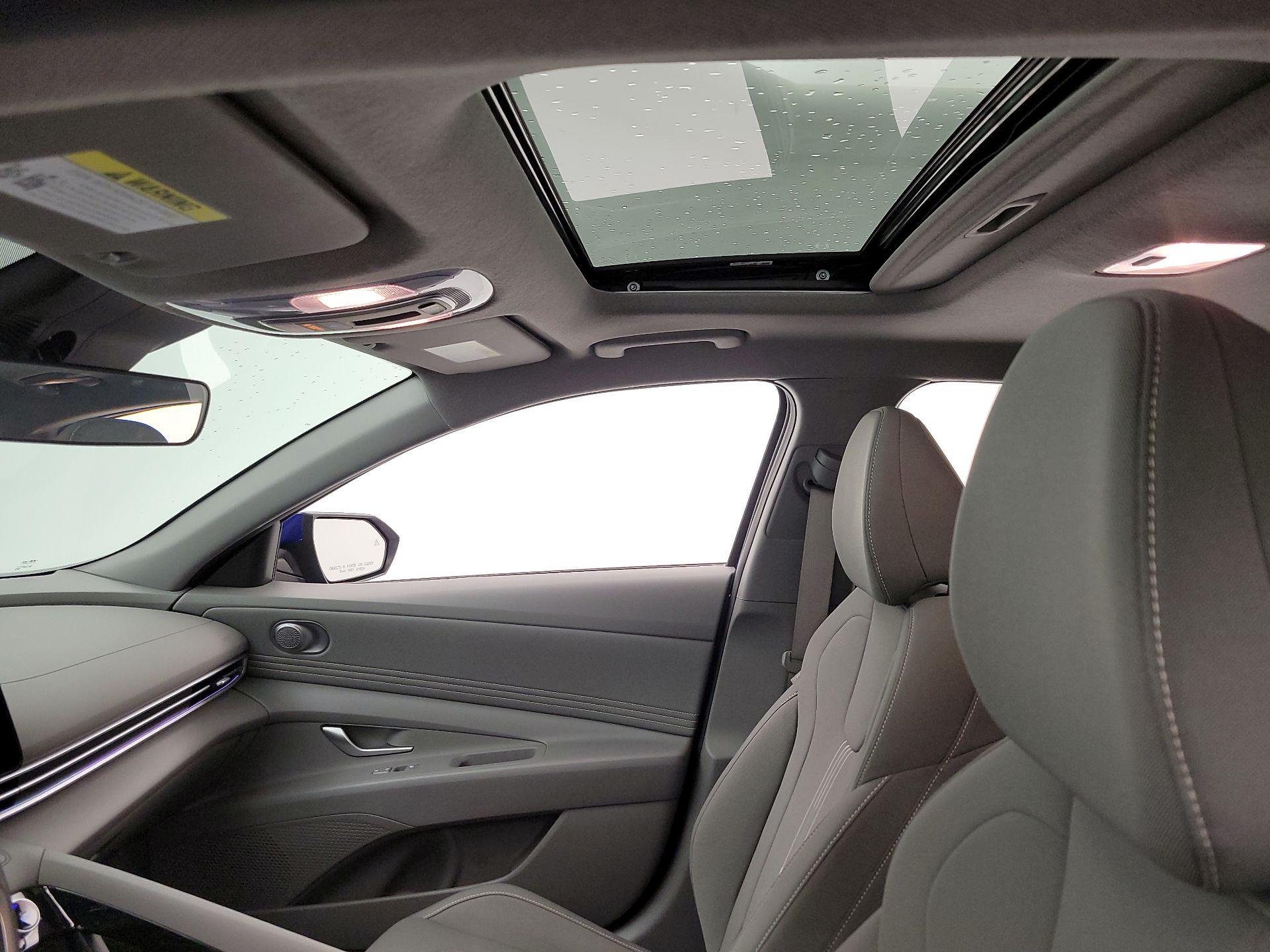 Thumbnail: 2024 Hyundai Elantra - 20