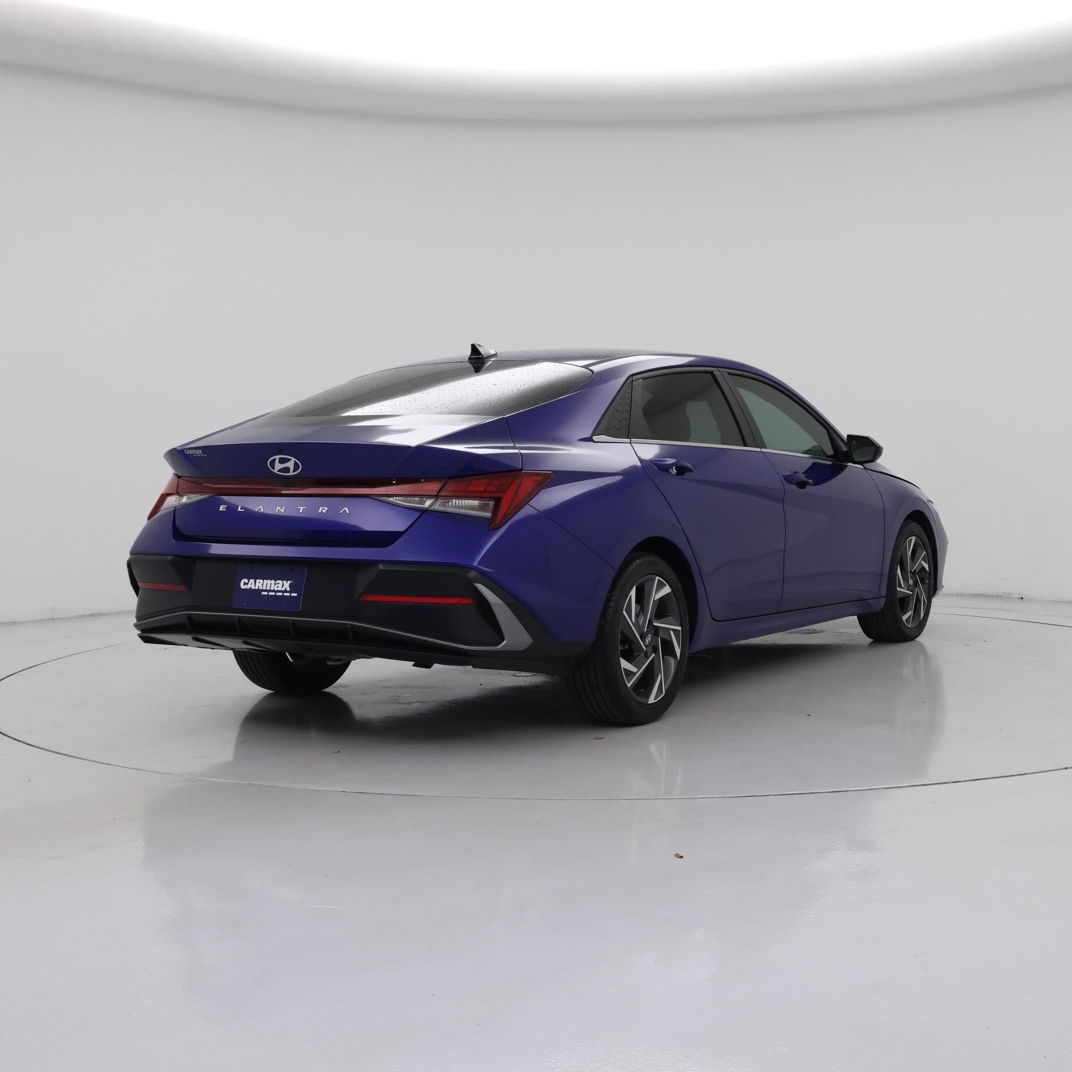 Thumbnail: 2024 Hyundai Elantra - 8