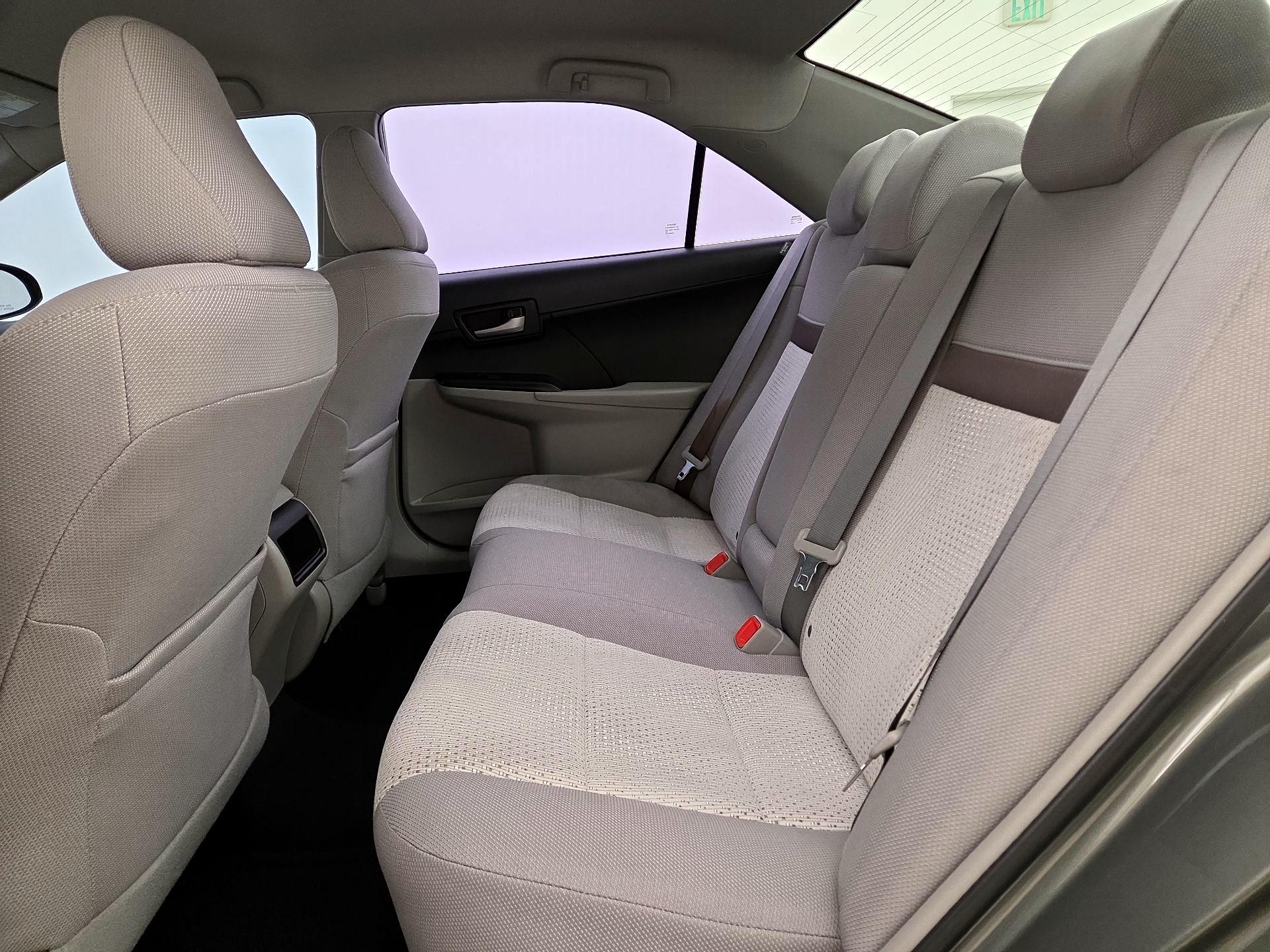 Thumbnail: 2014 Toyota Camry - 19