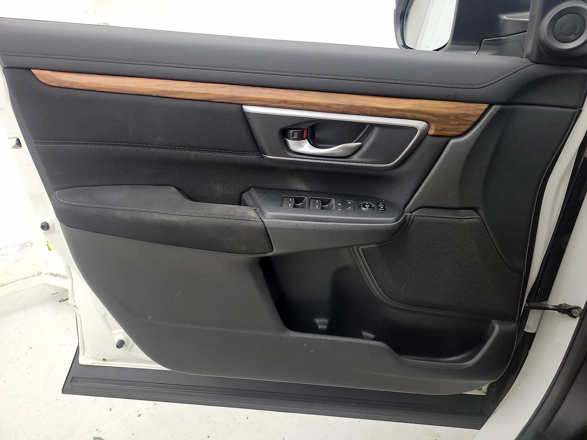 Thumbnail: 2017 Honda CR-V - 12