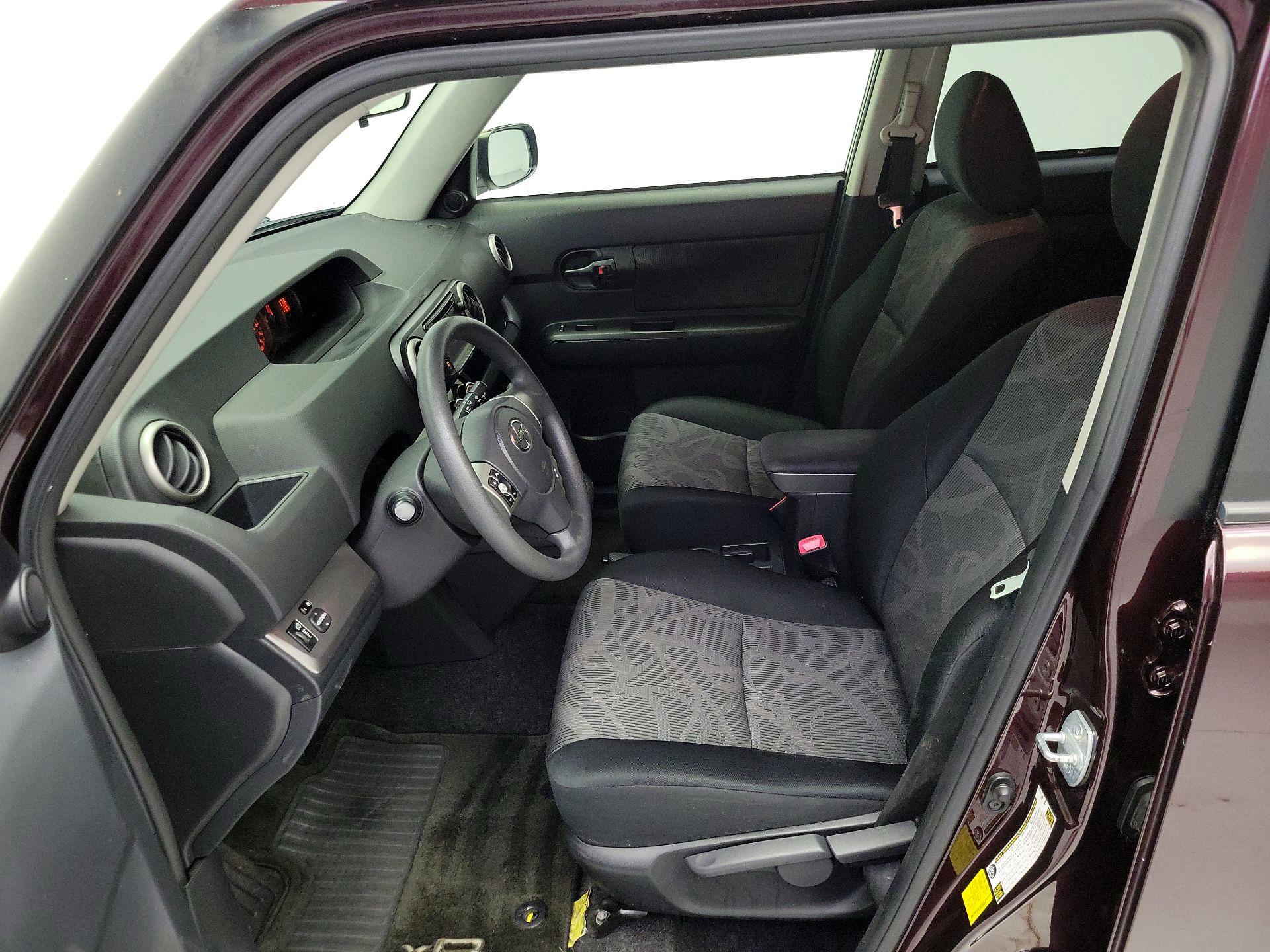 Thumbnail: 2014 Scion xB - 11