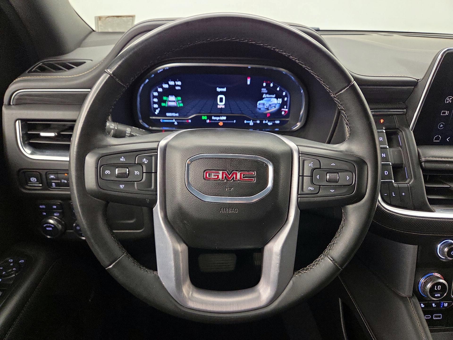 Thumbnail: 2024 GMC Yukon XL - 10
