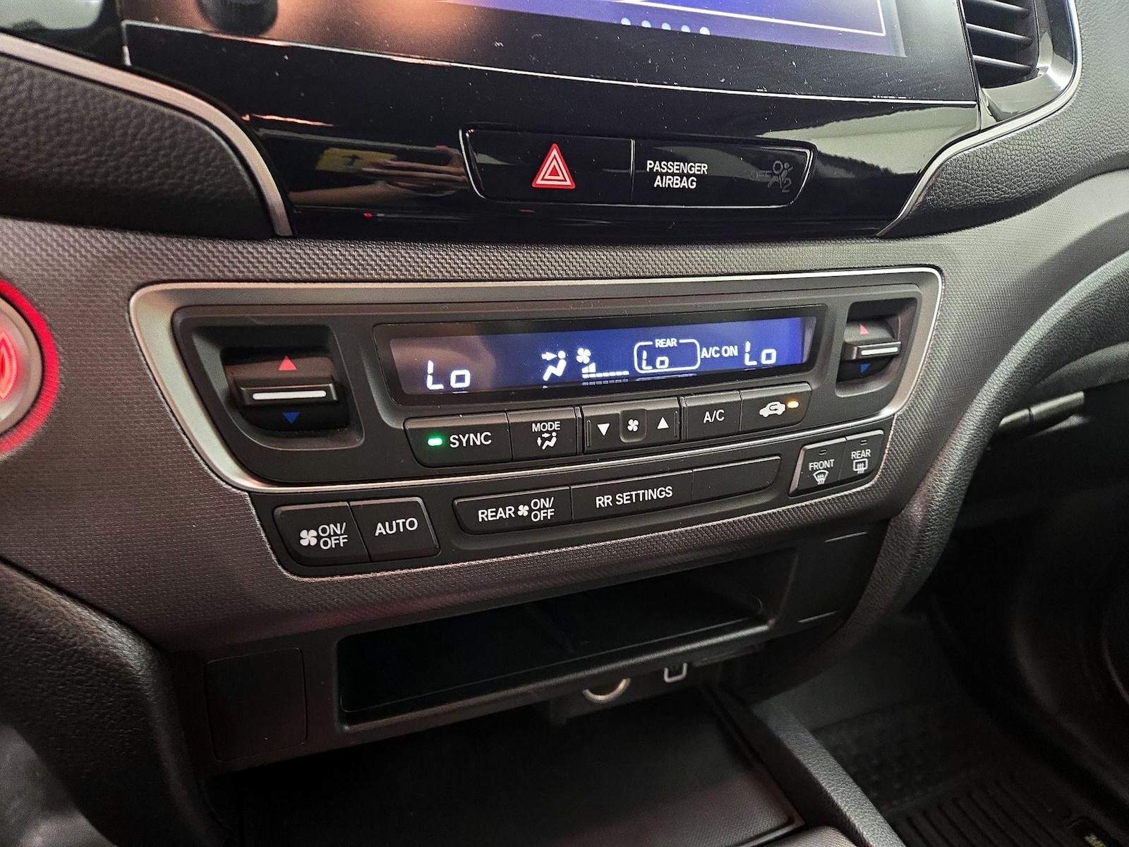 2021 Honda Ridgeline Sport - Photo 17
