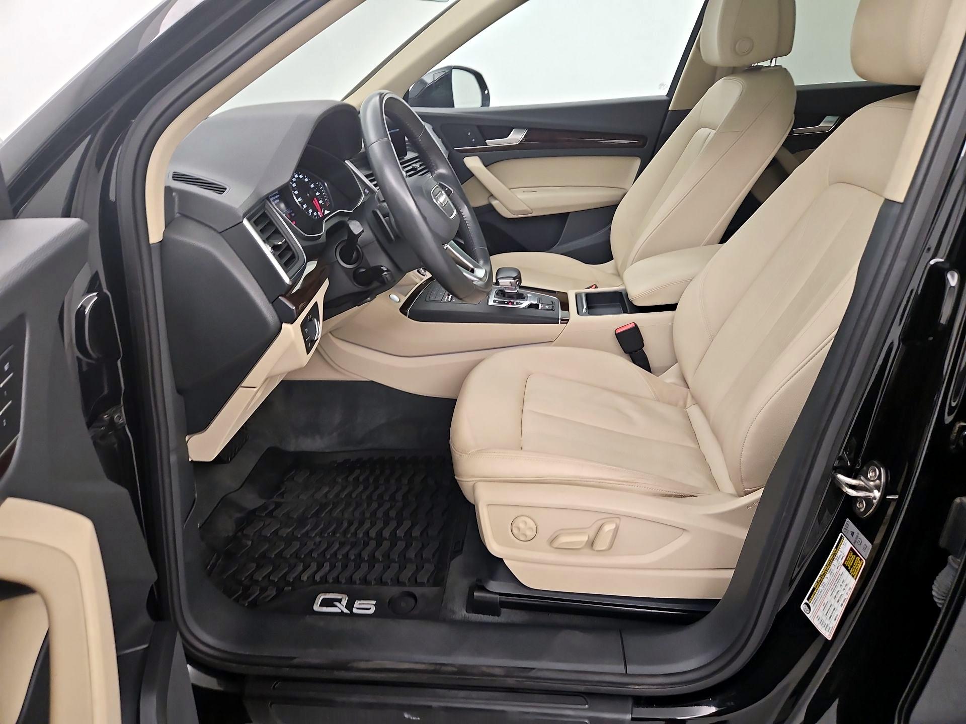 Thumbnail: 2019 Audi Q5 - 11