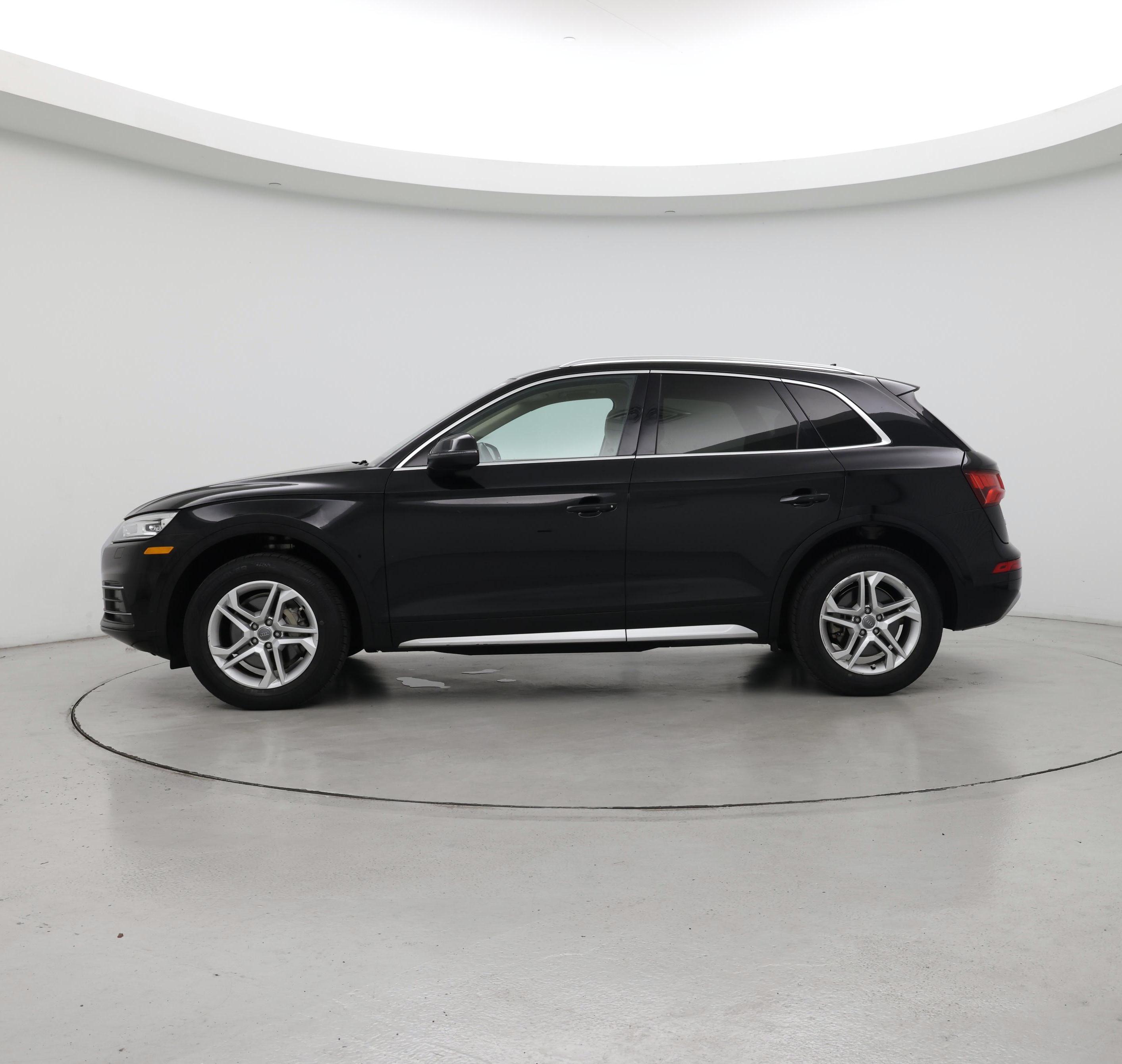 Thumbnail: 2019 Audi Q5 - 3
