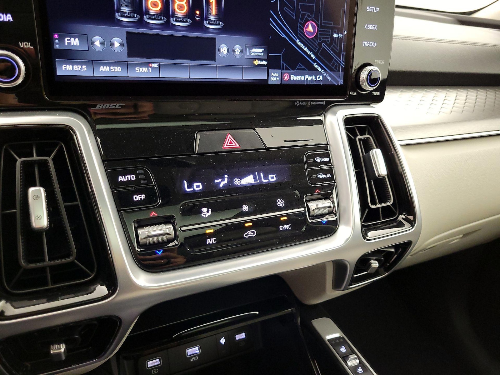 2022 Kia Sorento SX - Photo 18