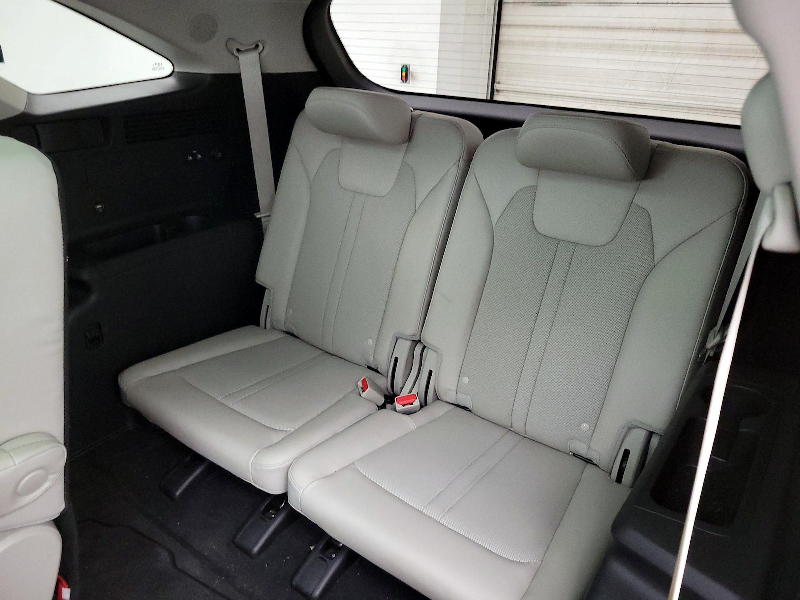 2022 Kia Sorento SX - Photo 23