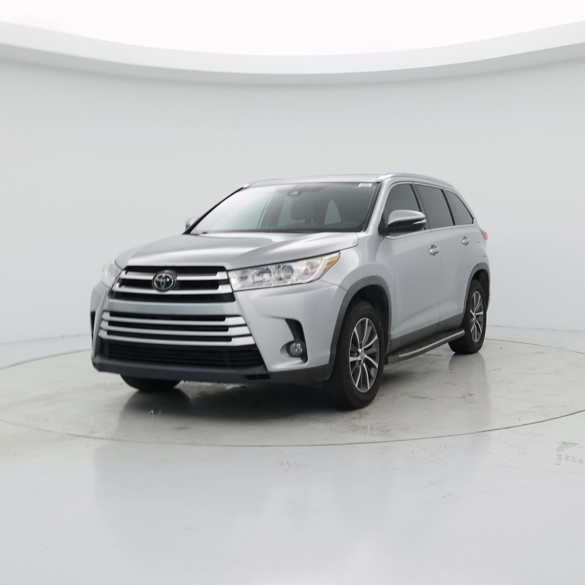 Thumbnail: 2019 Toyota Highlander - 4
