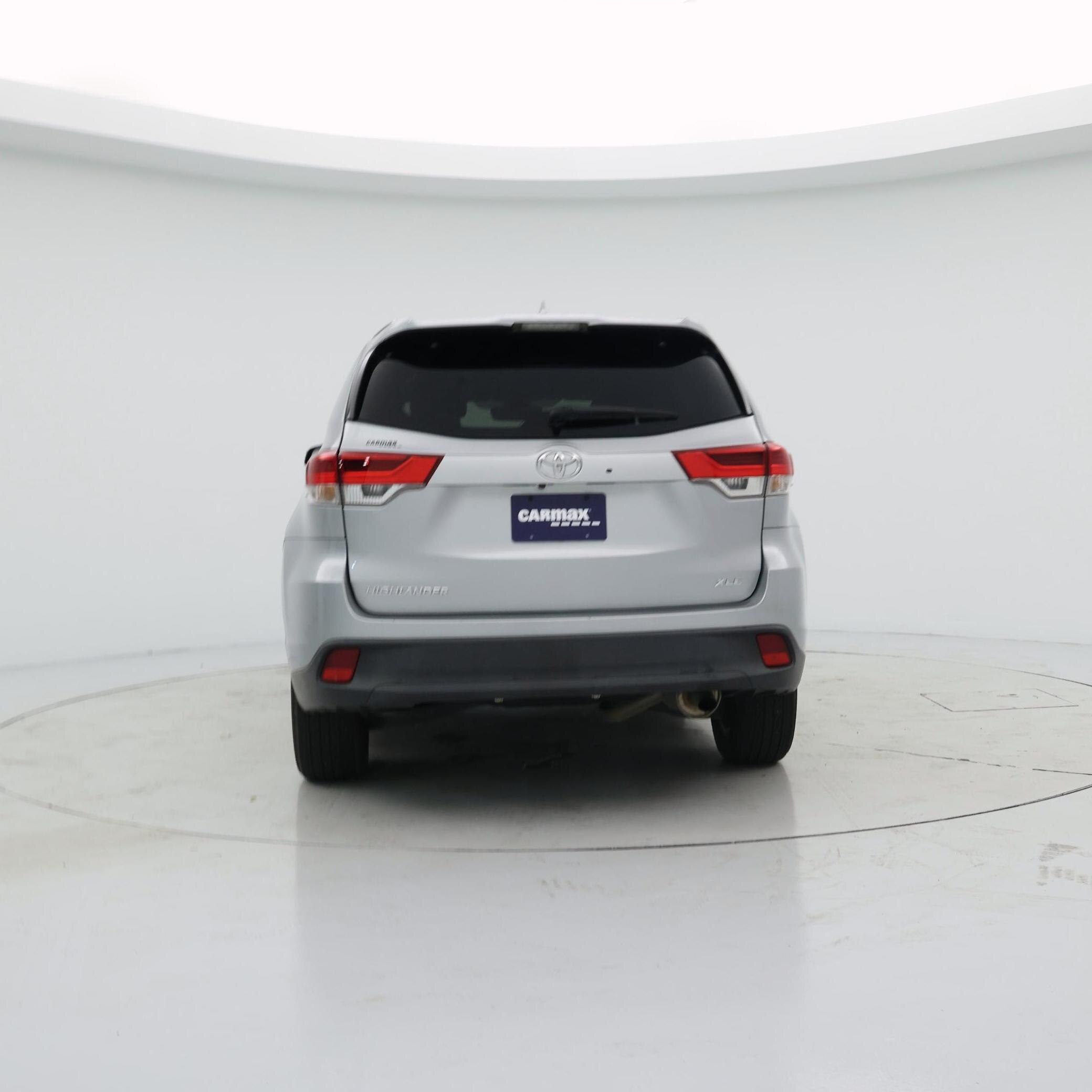 Thumbnail: 2019 Toyota Highlander - 6