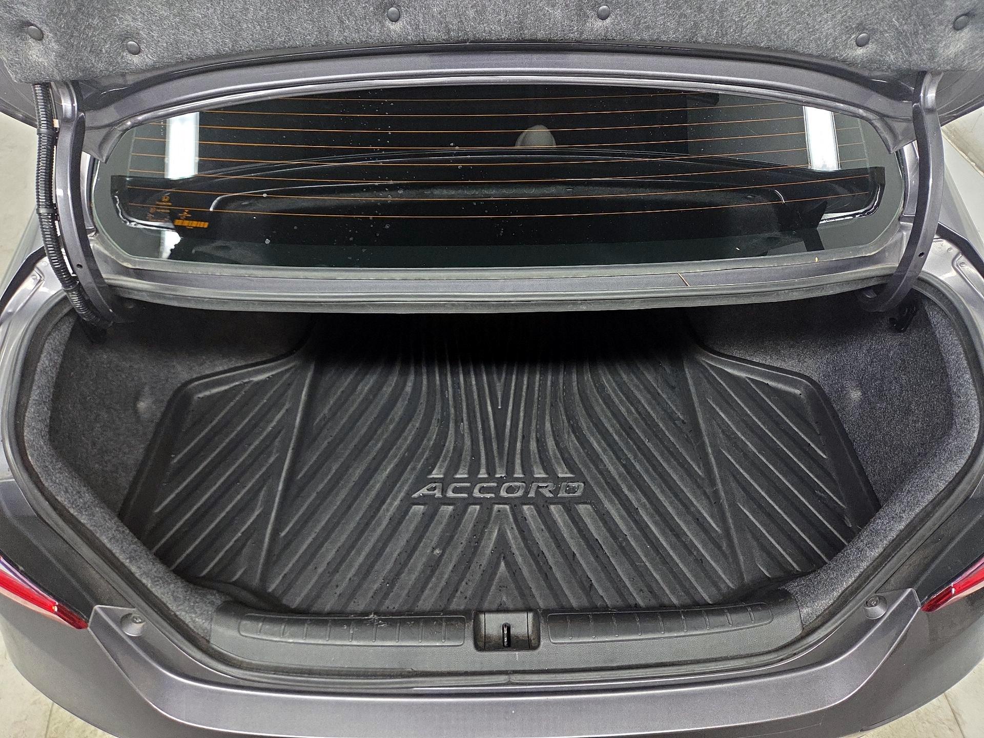 Thumbnail: 2019 Honda Accord - 20