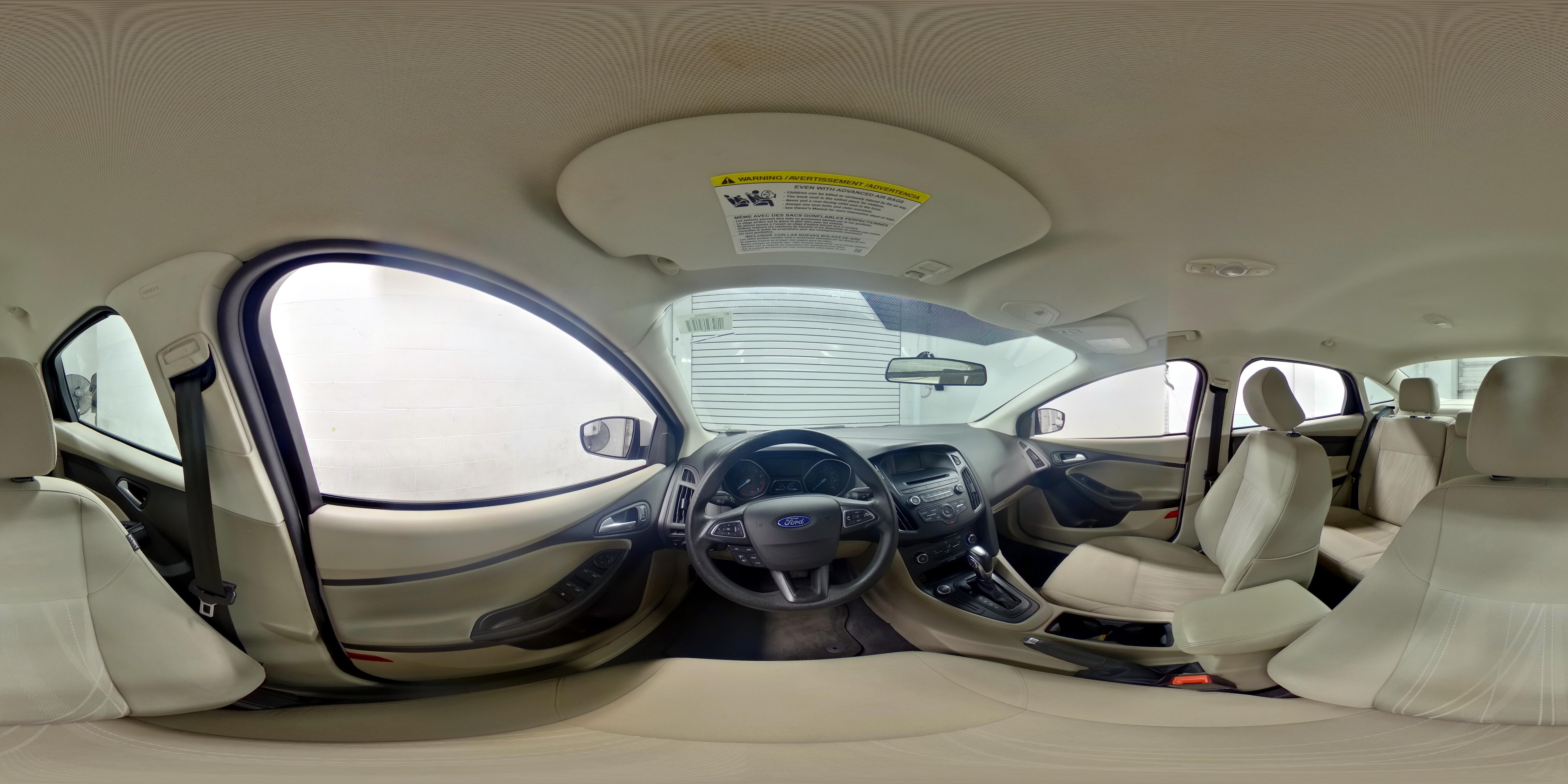 2015 Ford Focus SE - Photo 24