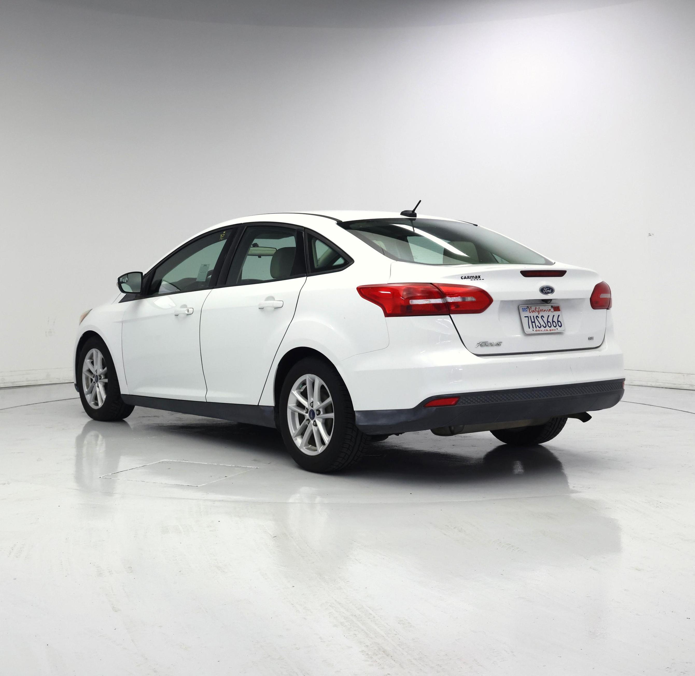 Thumbnail: 2015 Ford Focus - 2