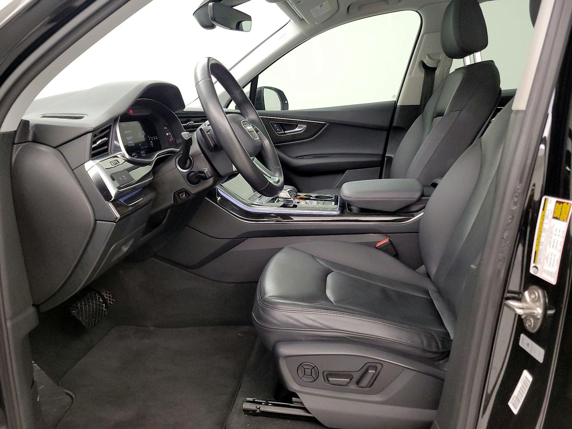 Thumbnail: 2022 Audi Q7 - 11