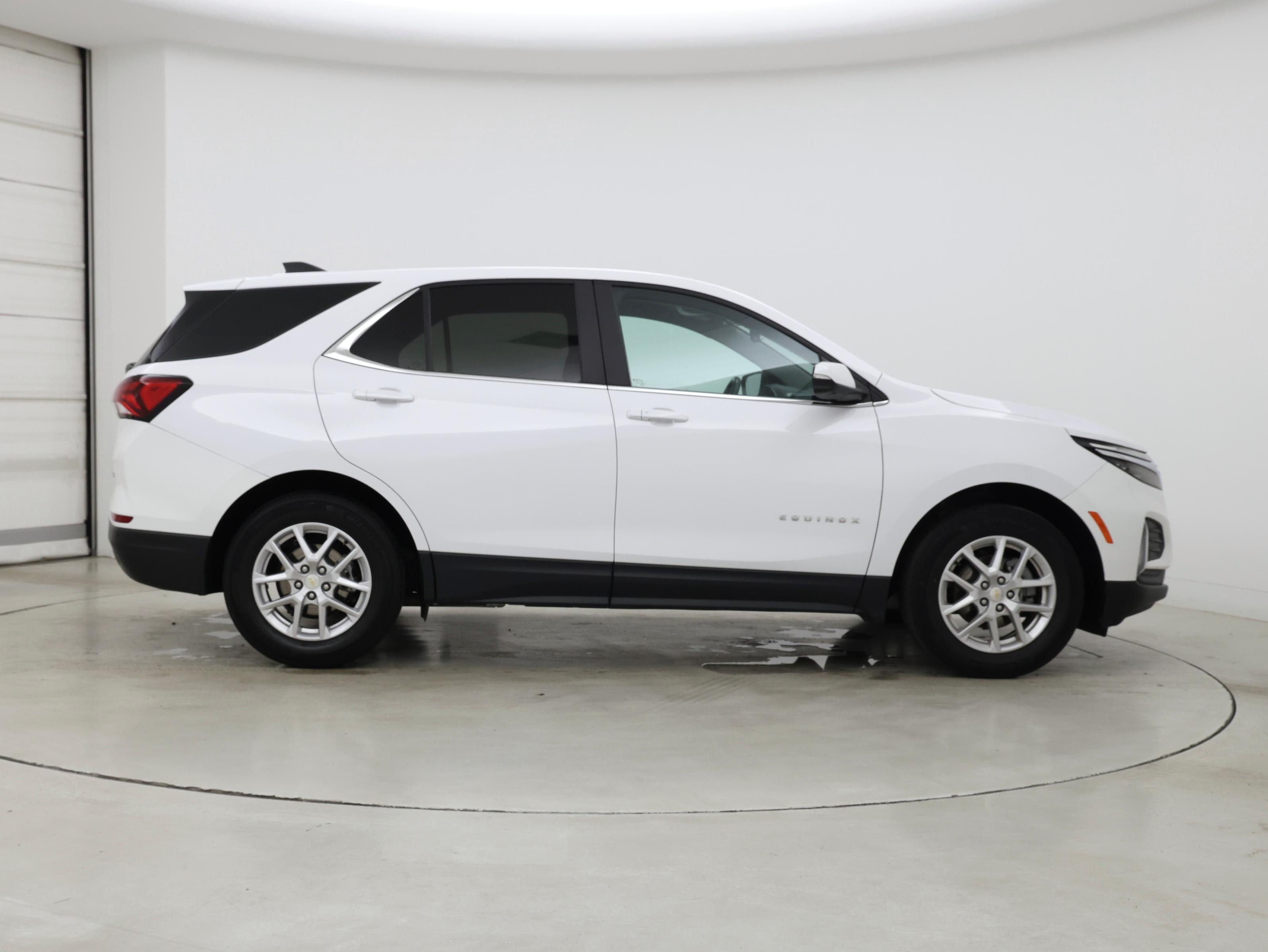 Thumbnail: 2023 Chevrolet Equinox - 7