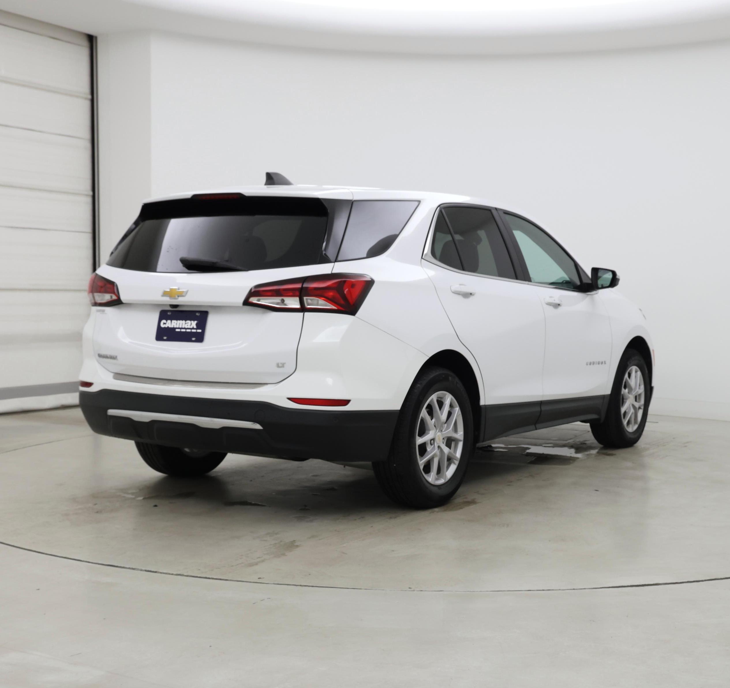 Thumbnail: 2023 Chevrolet Equinox - 8