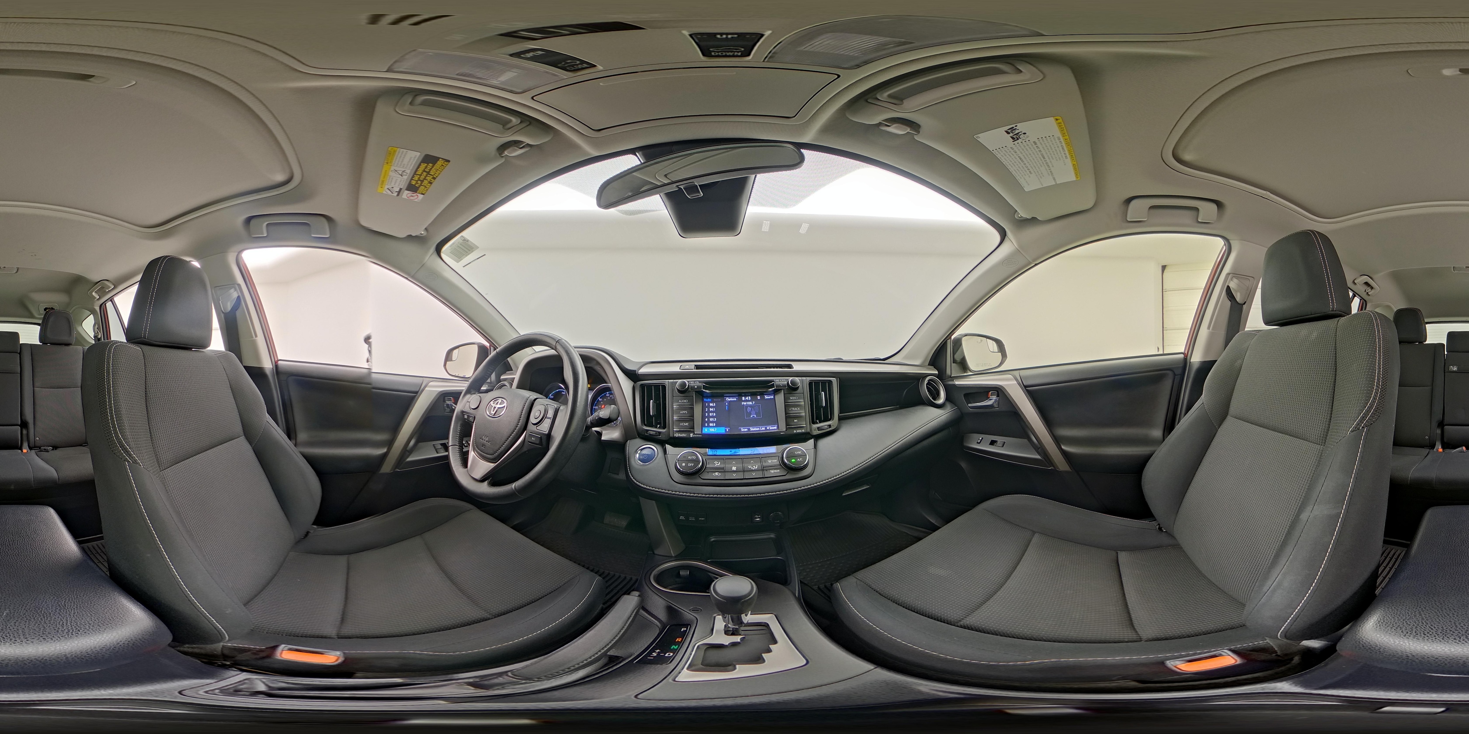 2018 Toyota RAV4 XLE - Photo 25