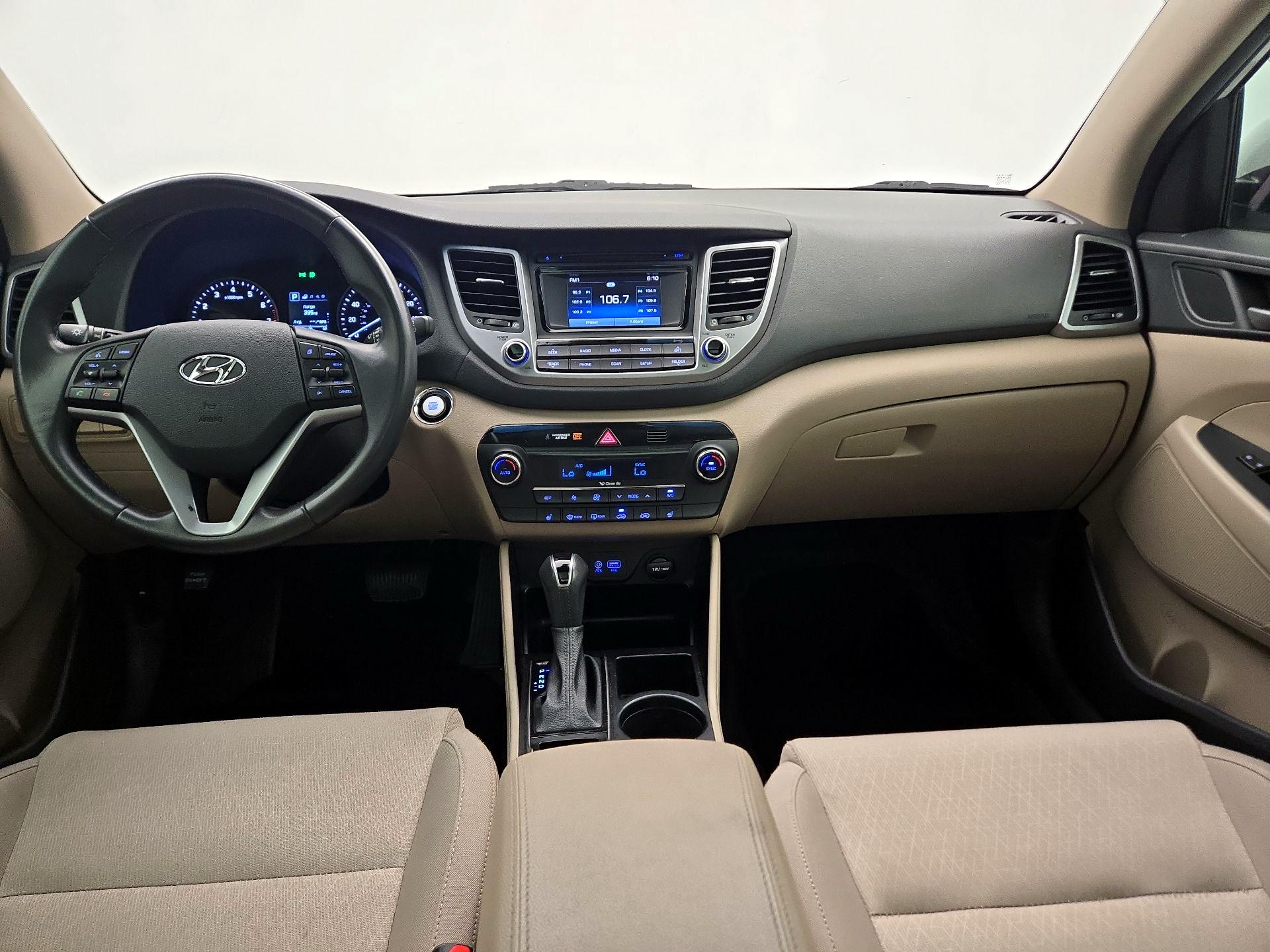 Thumbnail: 2017 Hyundai Tucson - 9