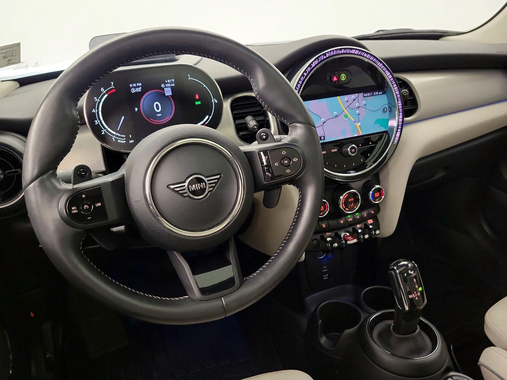 Thumbnail: 2022 MINI Cooper Hardtop - 9