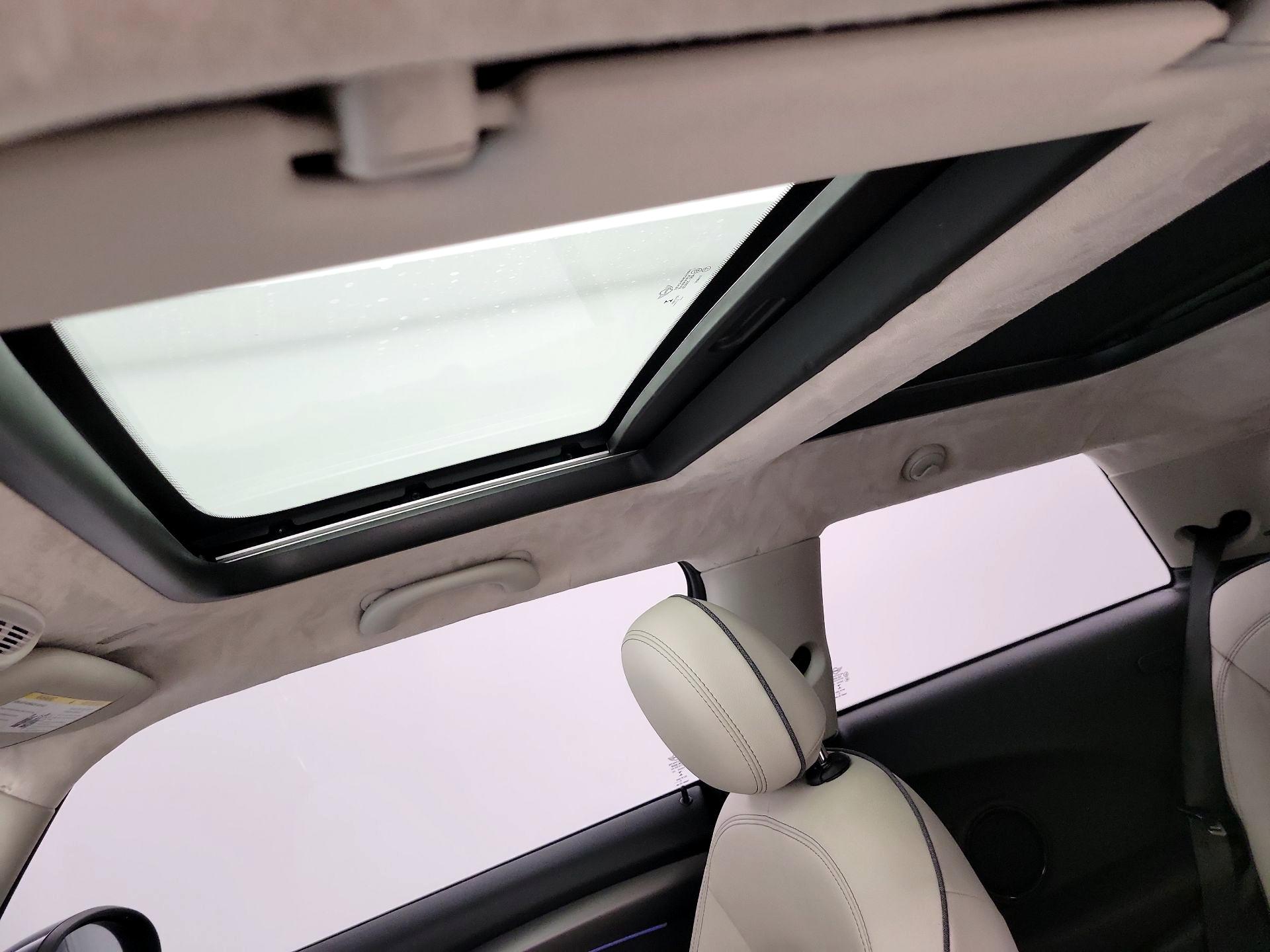 Thumbnail: 2022 MINI Cooper Hardtop - 20