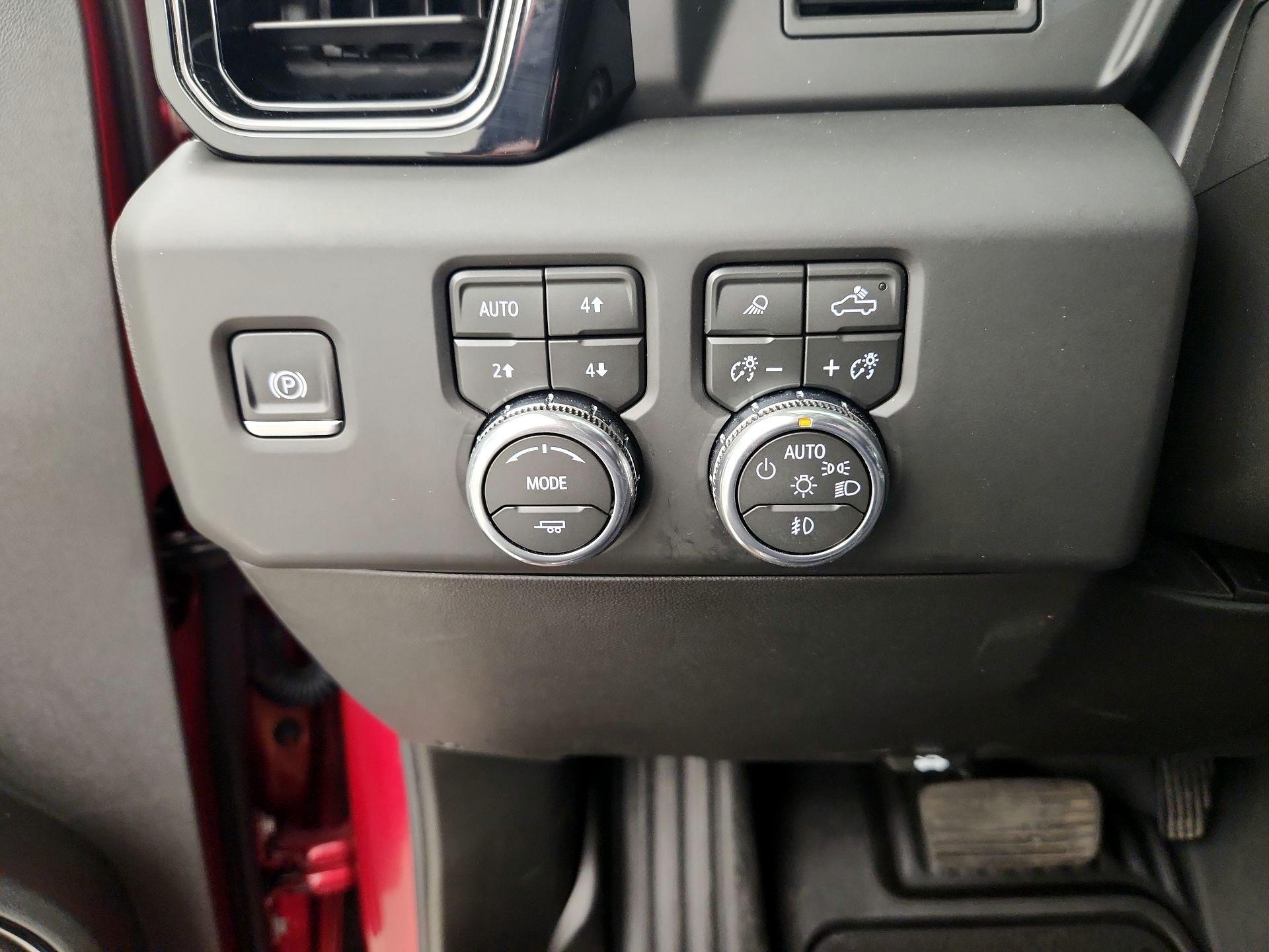 Thumbnail: 2026 GMC Sierra 1500 - 13