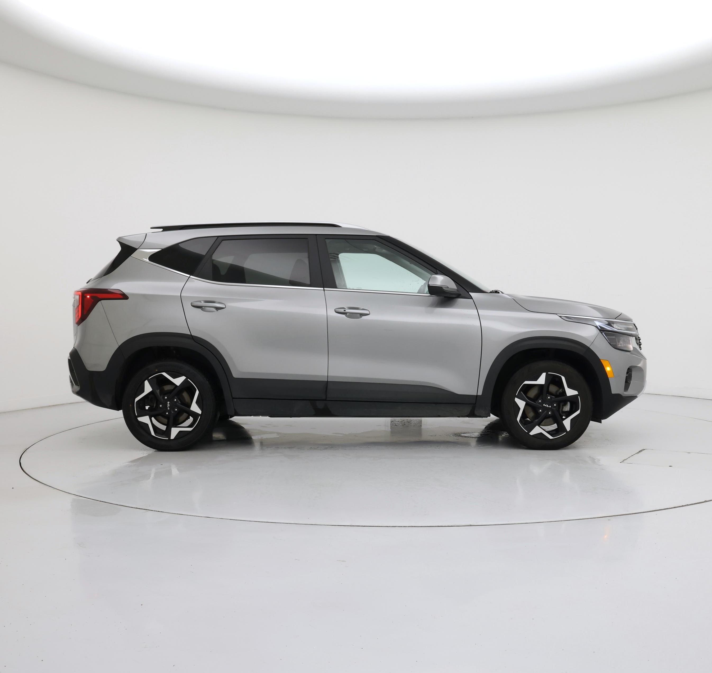 Thumbnail: 2024 Kia Seltos - 7
