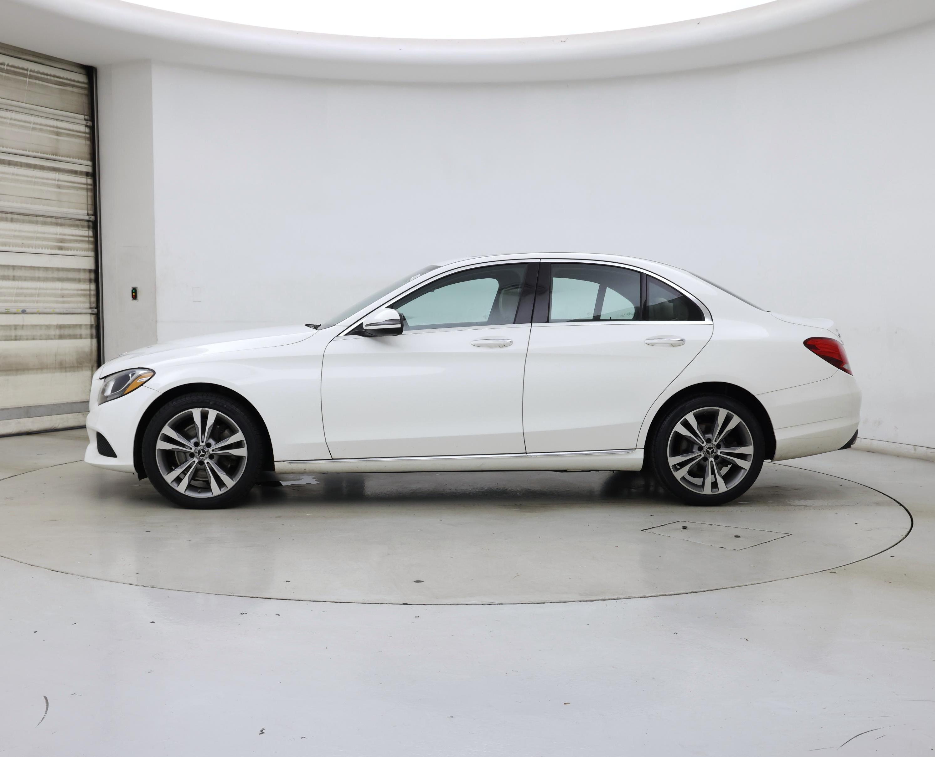 Thumbnail: 2018 Mercedes-Benz C-Class - 3