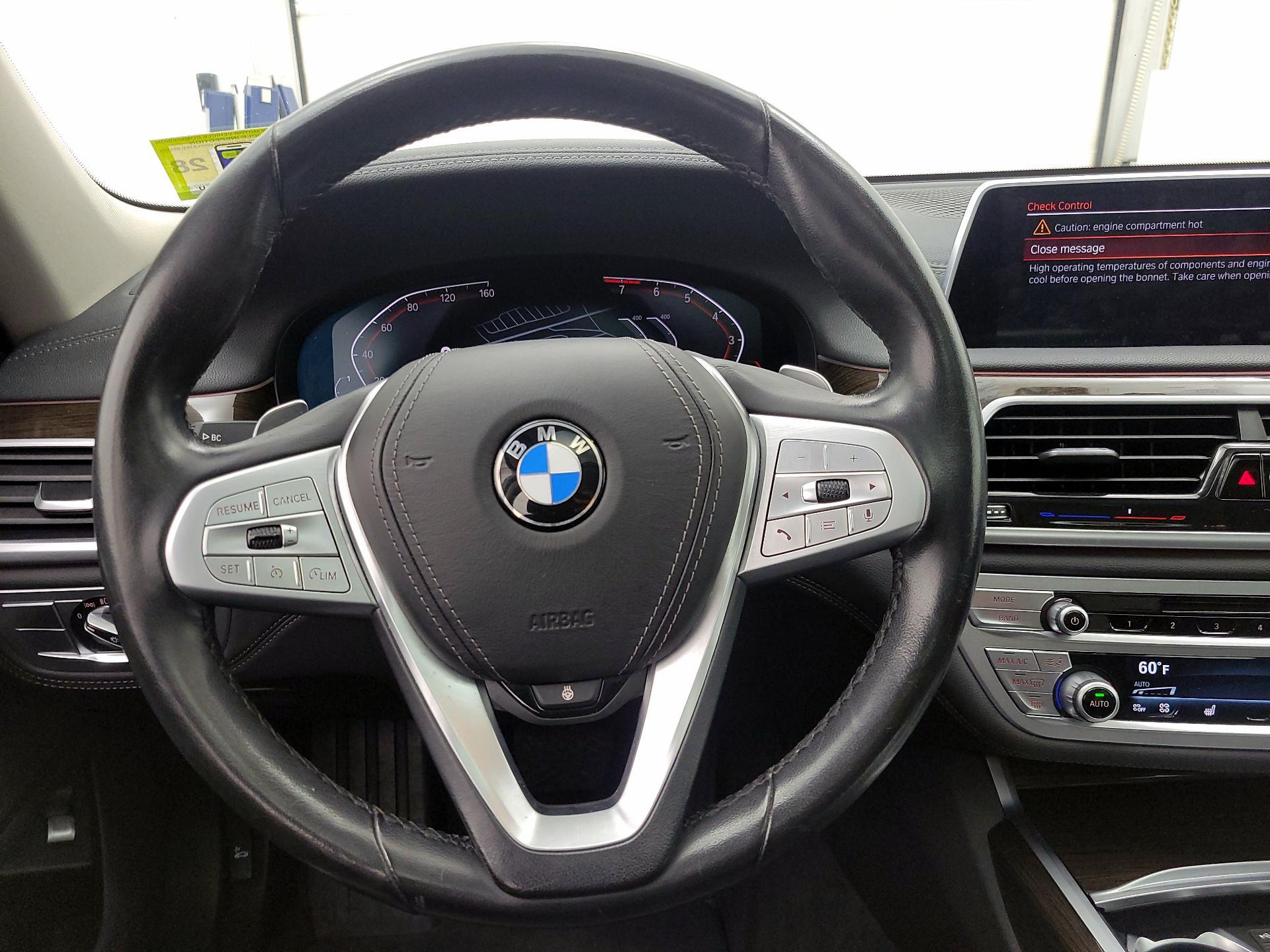Thumbnail: 2020 BMW 7 Series - 10