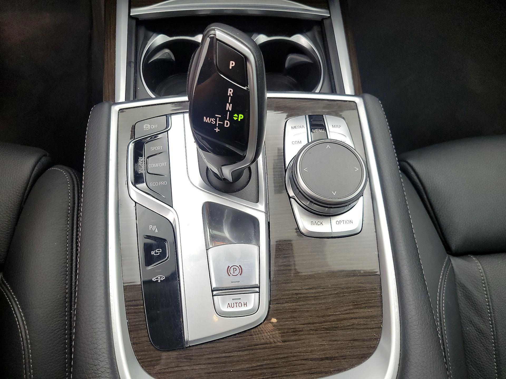 Thumbnail: 2020 BMW 7 Series - 18