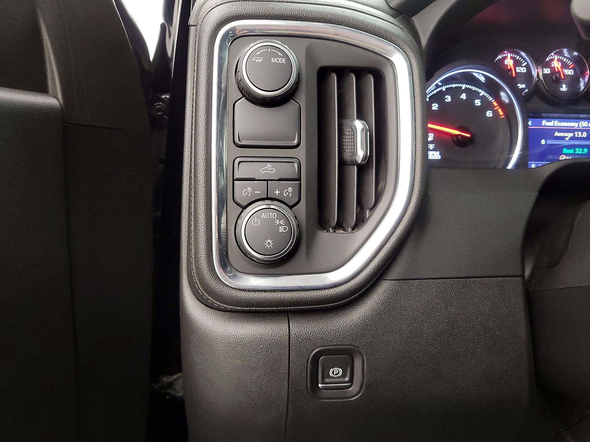 Thumbnail: 2021 Chevrolet Silverado 1500 - 13