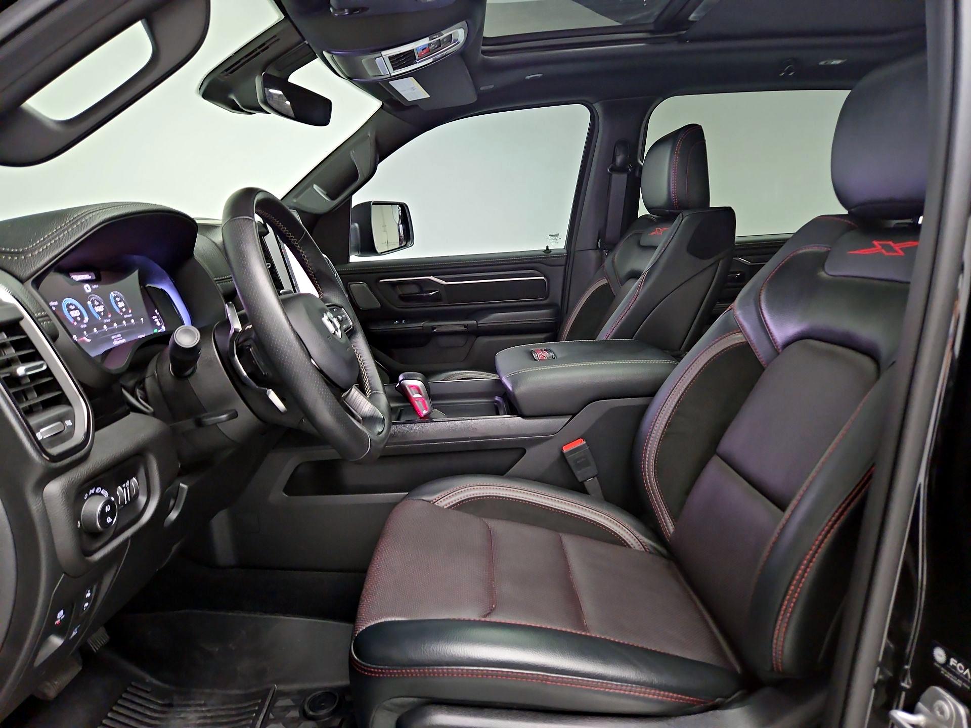Thumbnail: 2025 RAM 1500 - 11