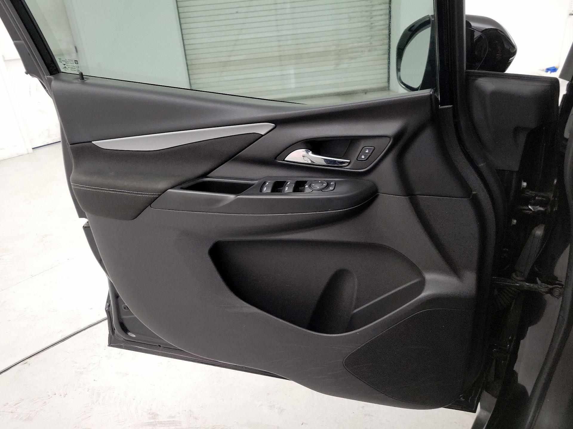 Thumbnail: 2023 Chevrolet Bolt EV - 12