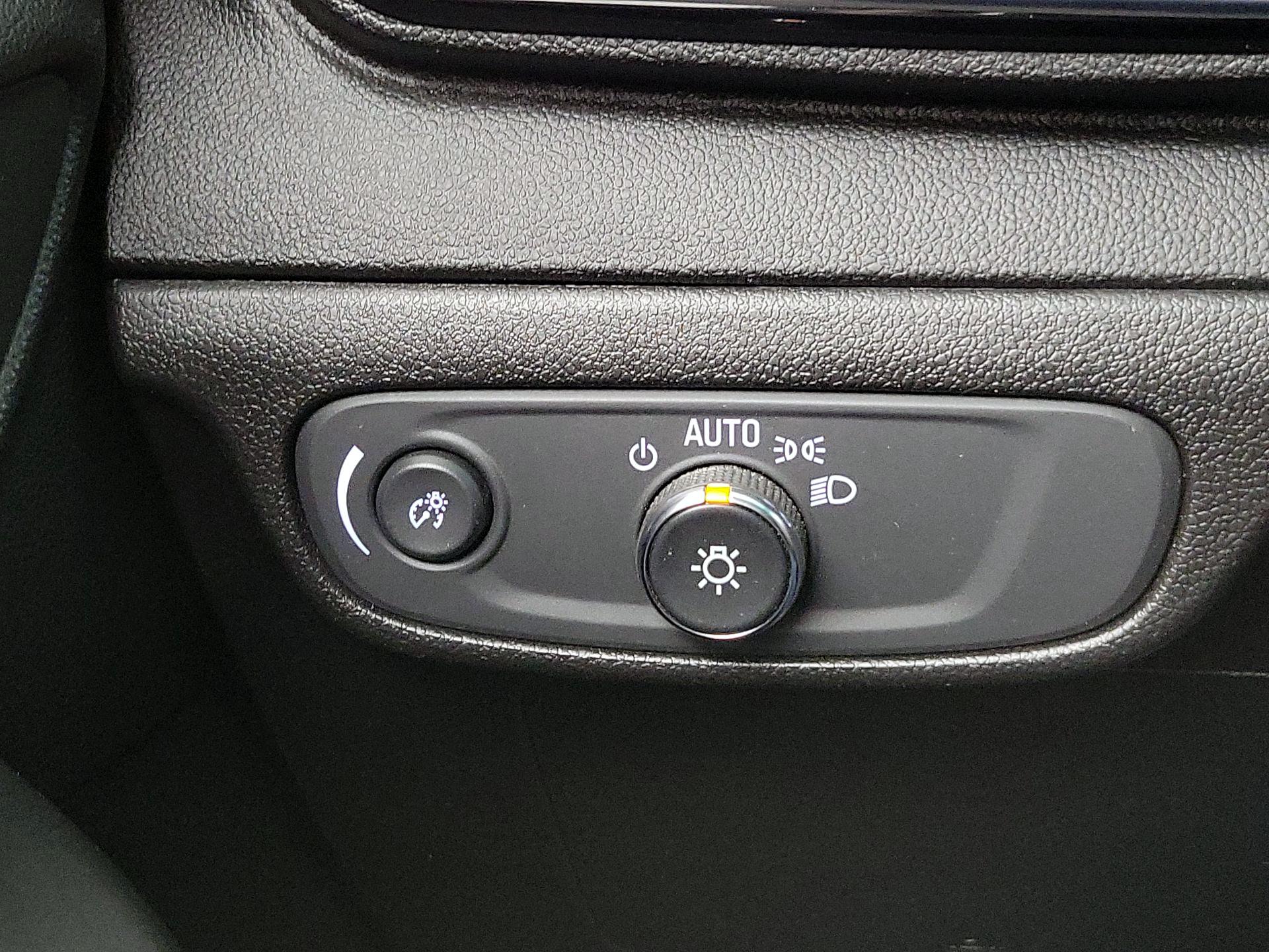 Thumbnail: 2023 Chevrolet Bolt EV - 13
