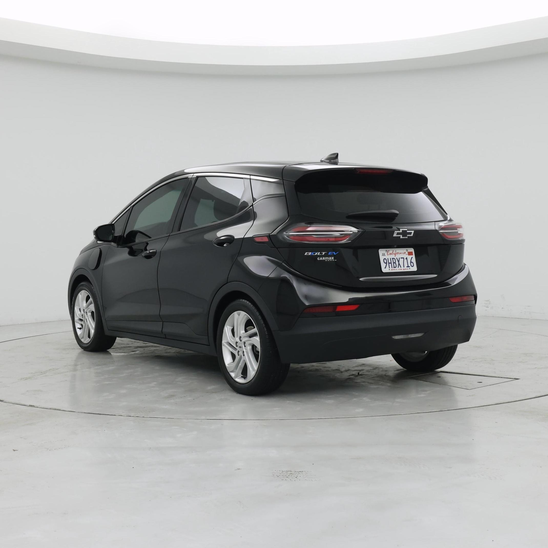 Thumbnail: 2023 Chevrolet Bolt EV - 2
