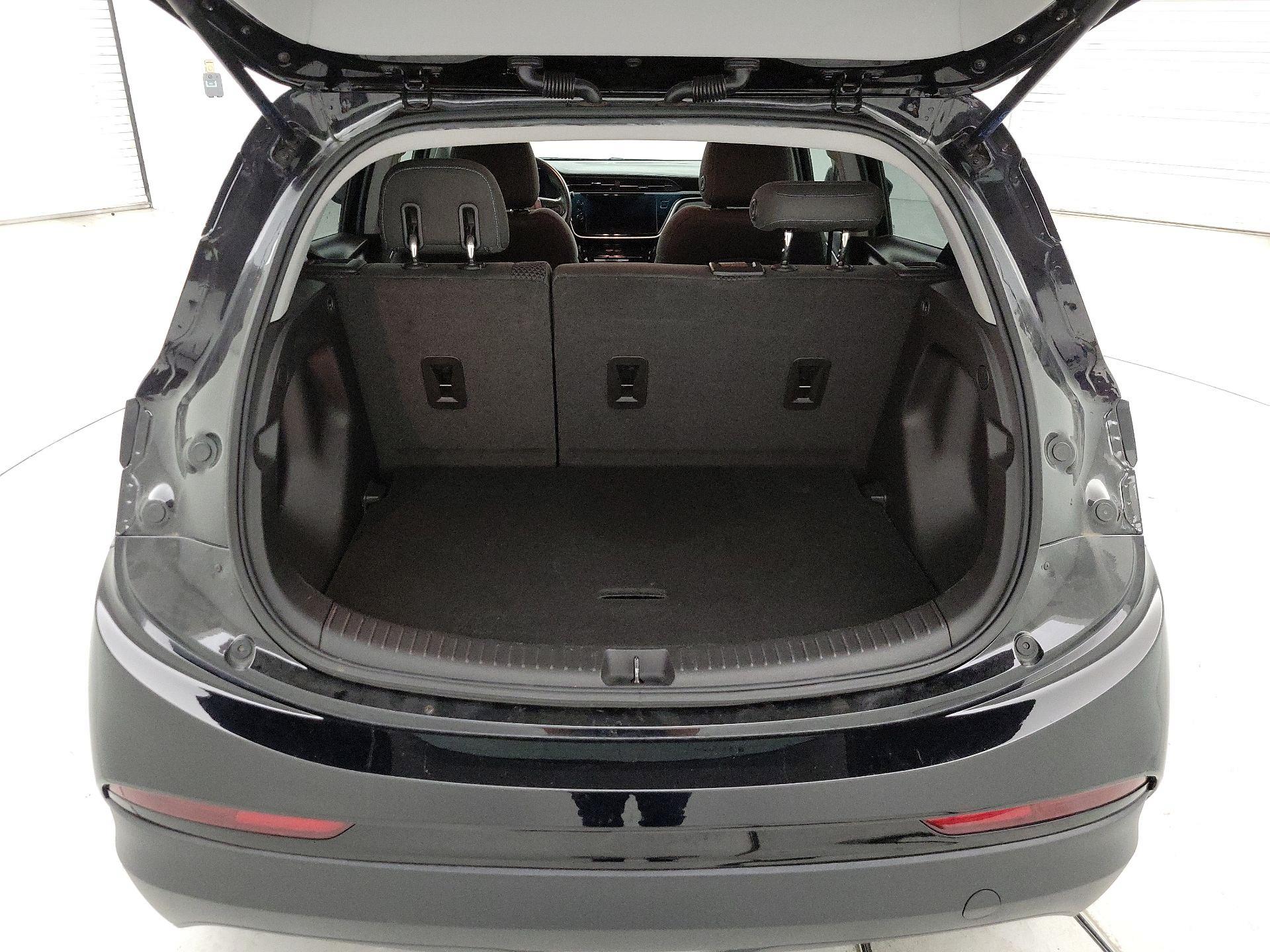 Thumbnail: 2023 Chevrolet Bolt EV - 20