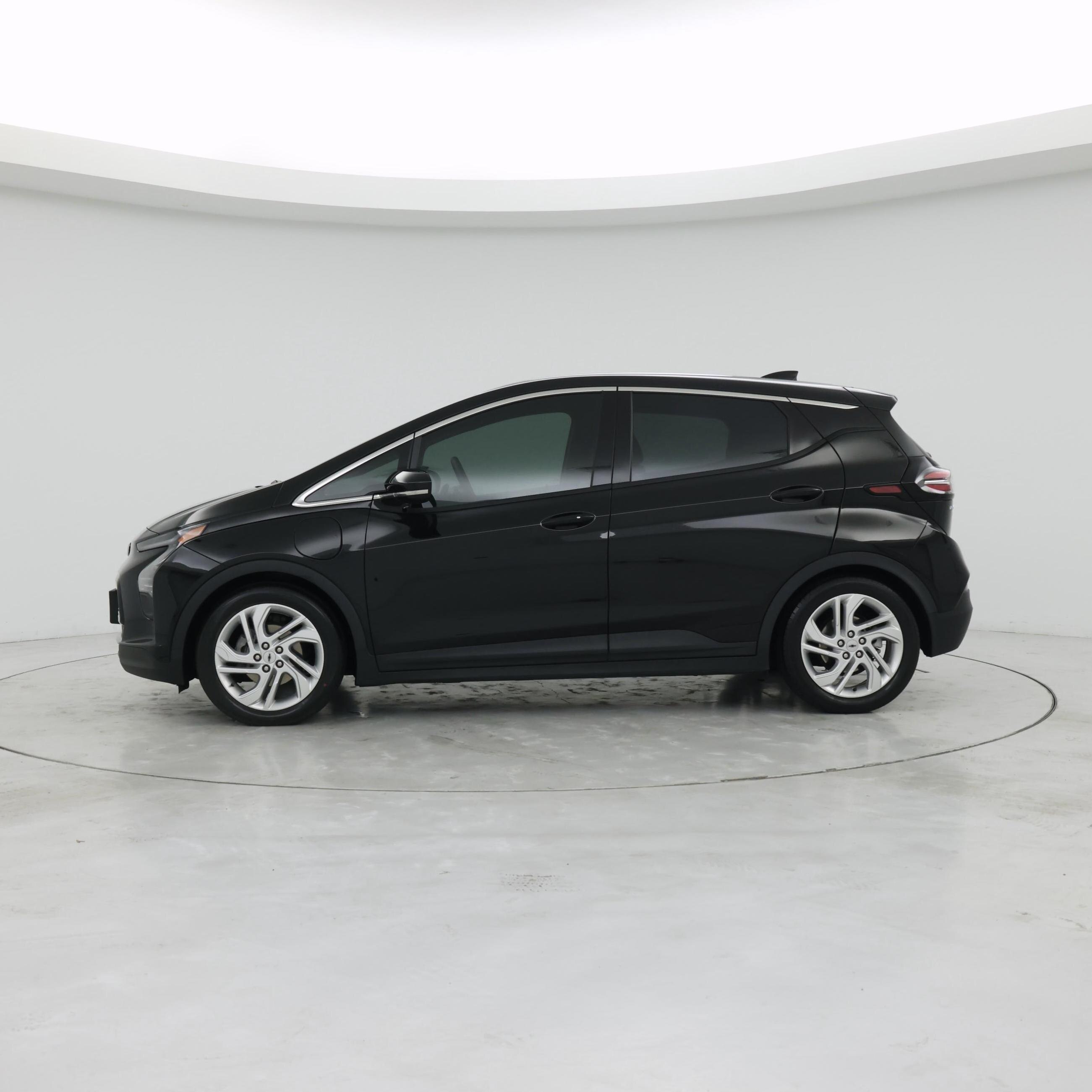 Thumbnail: 2023 Chevrolet Bolt EV - 3