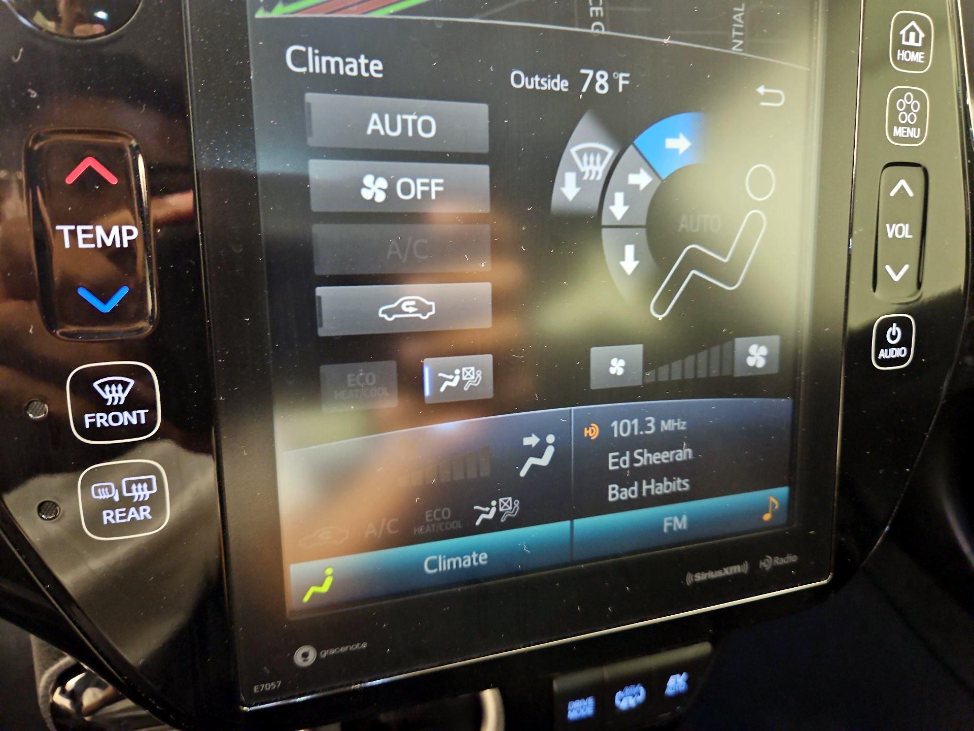 Thumbnail: 2021 Toyota Prius Prime - 17