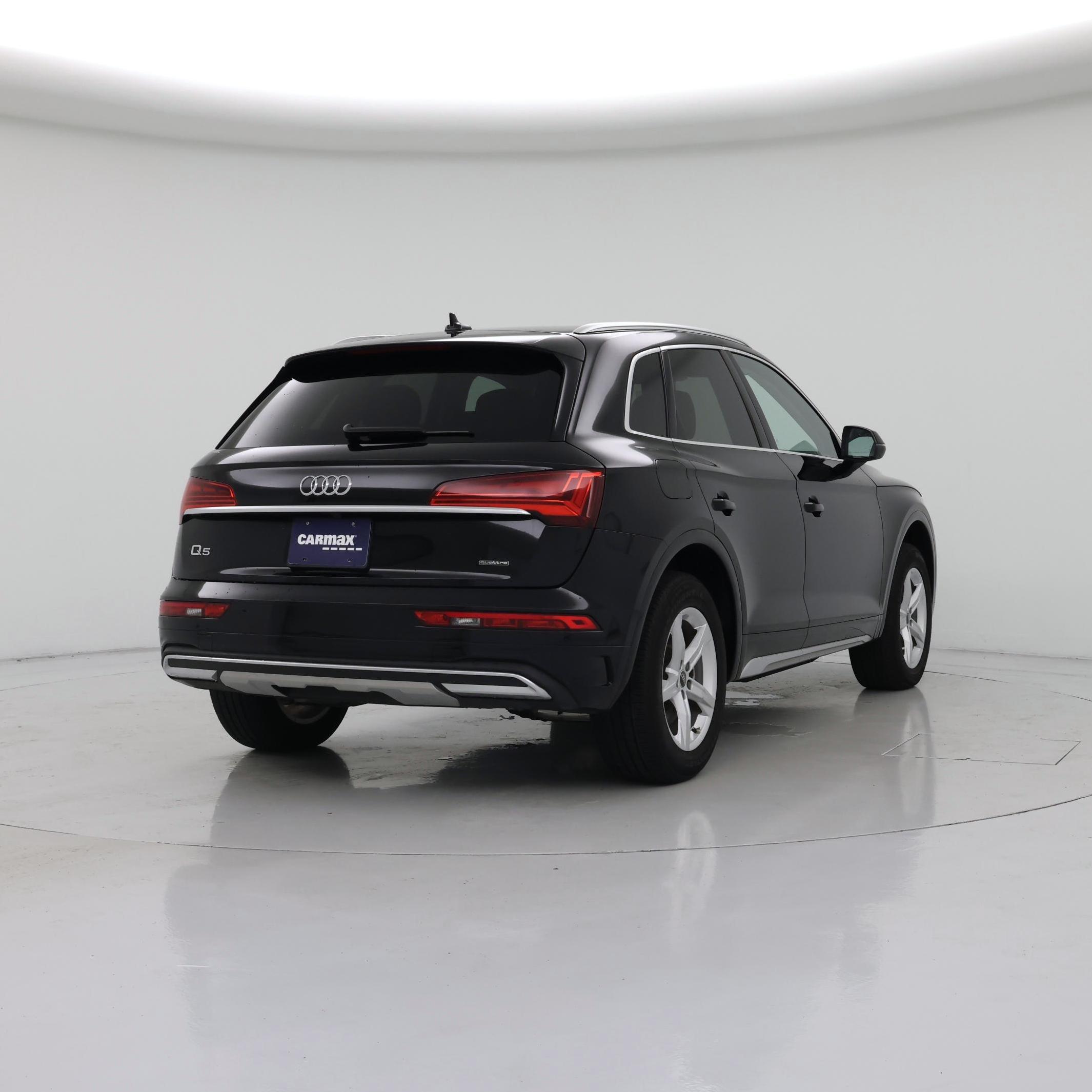 Thumbnail: 2025 Audi Q5 - 8