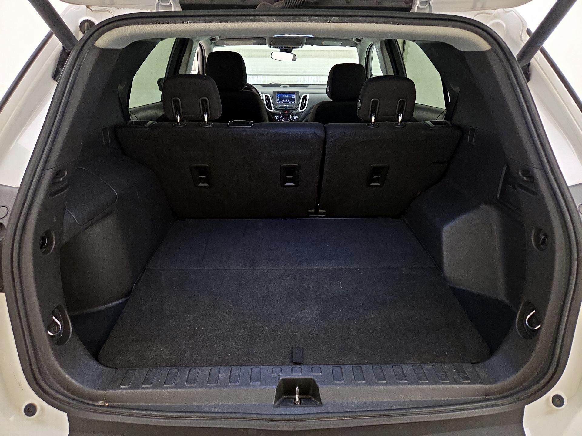 Thumbnail: 2020 Chevrolet Equinox - 18