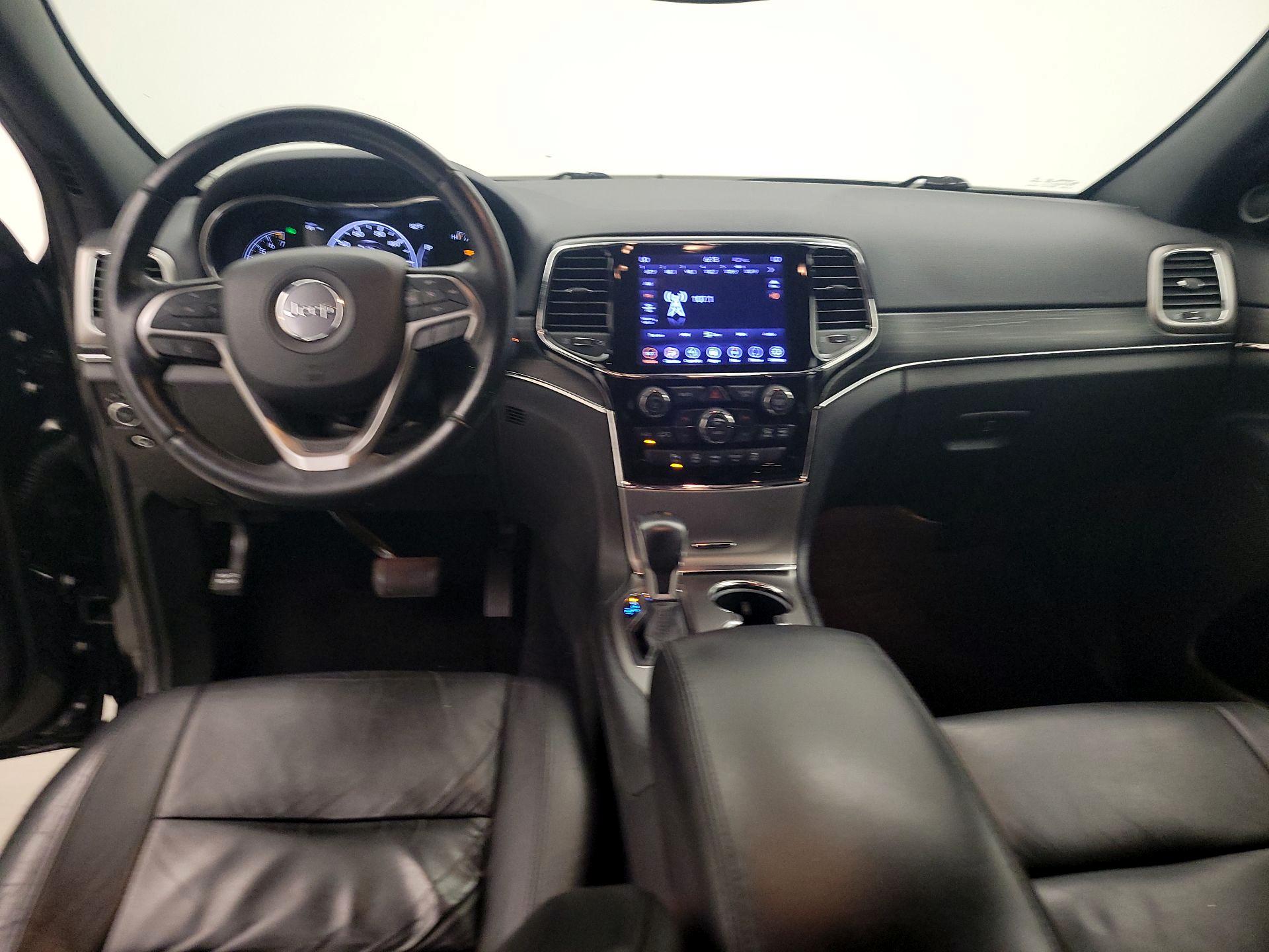 Thumbnail: 2020 Jeep Grand Cherokee - 9