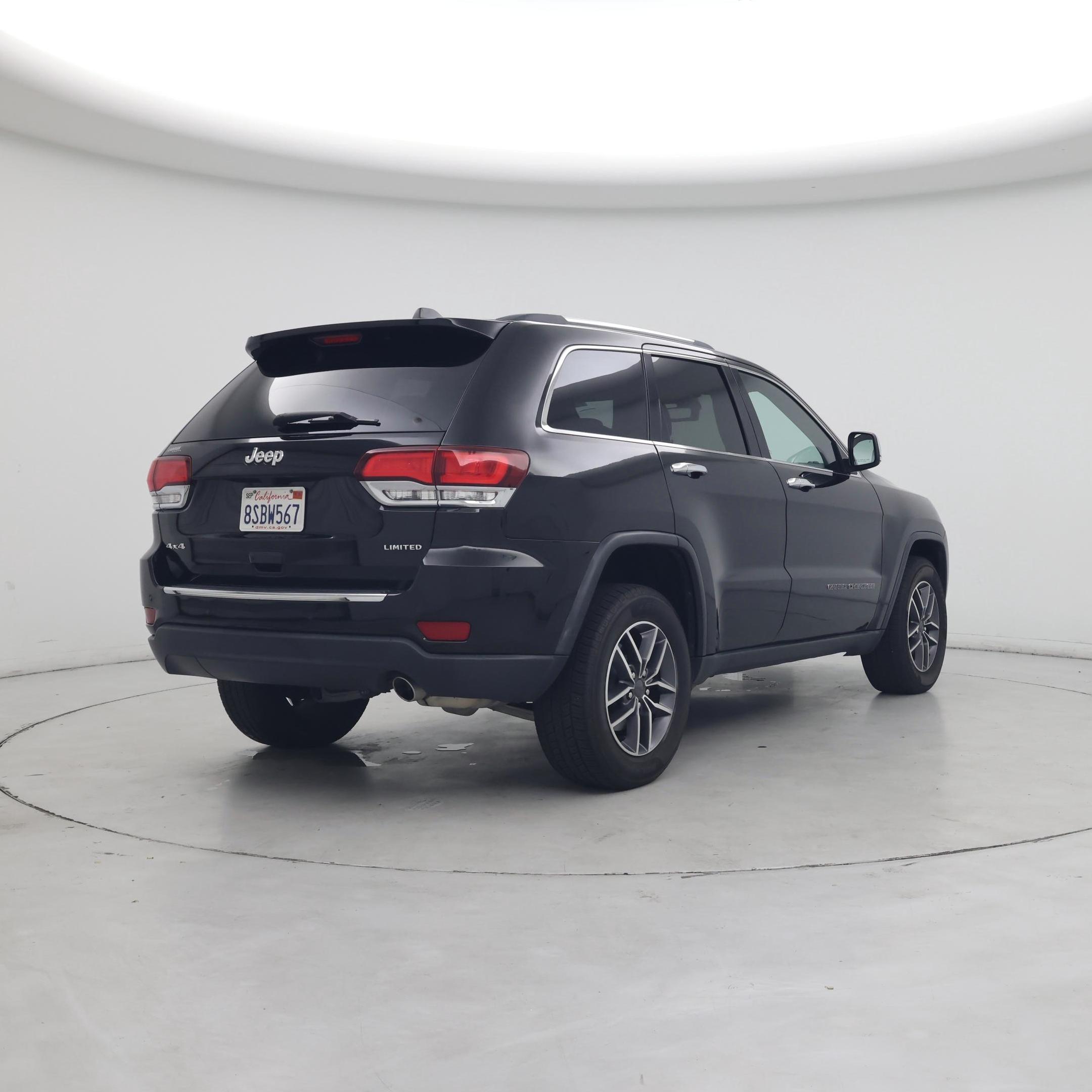 Thumbnail: 2020 Jeep Grand Cherokee - 8