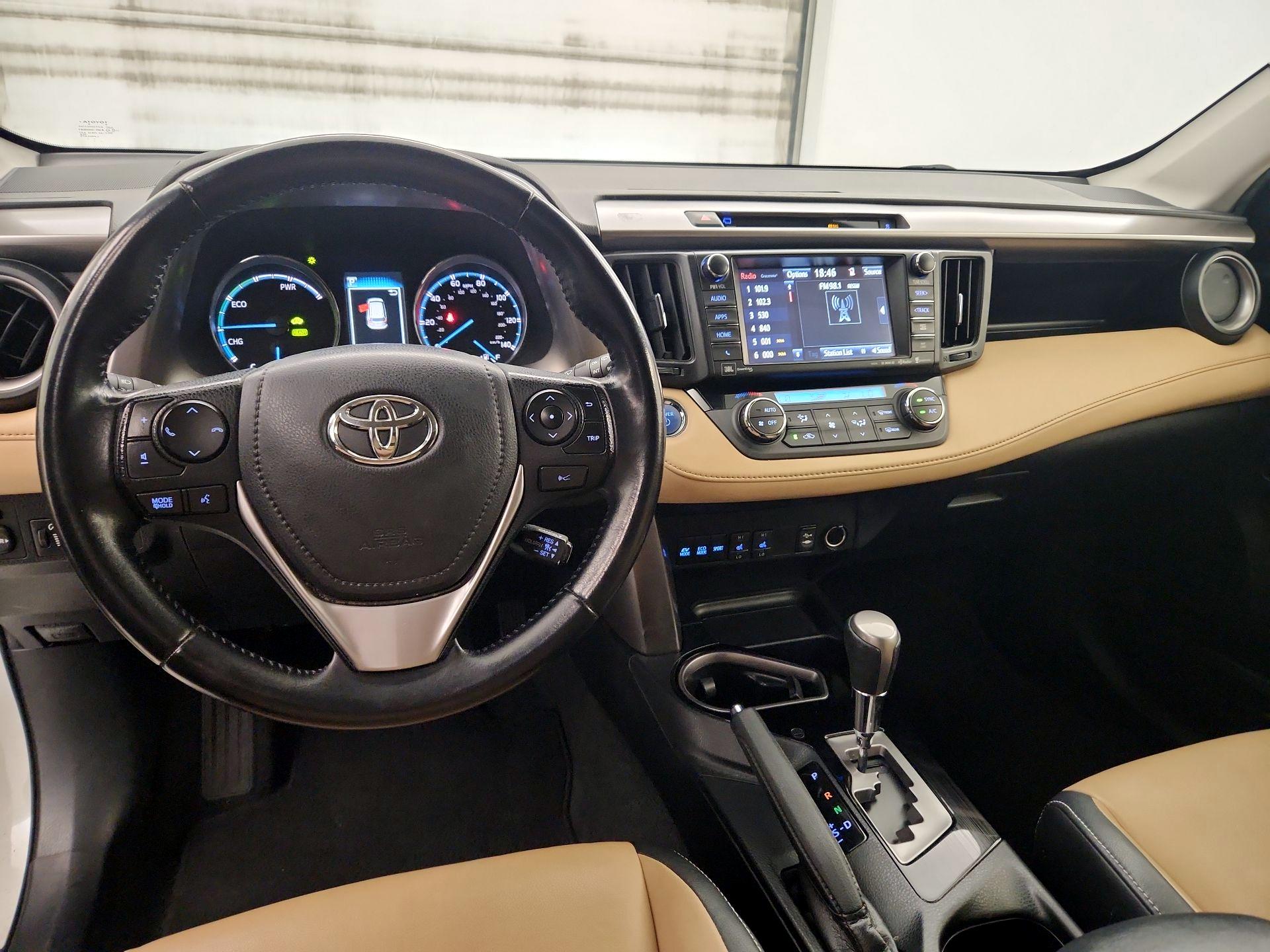 Thumbnail: 2016 Toyota RAV4 - 9
