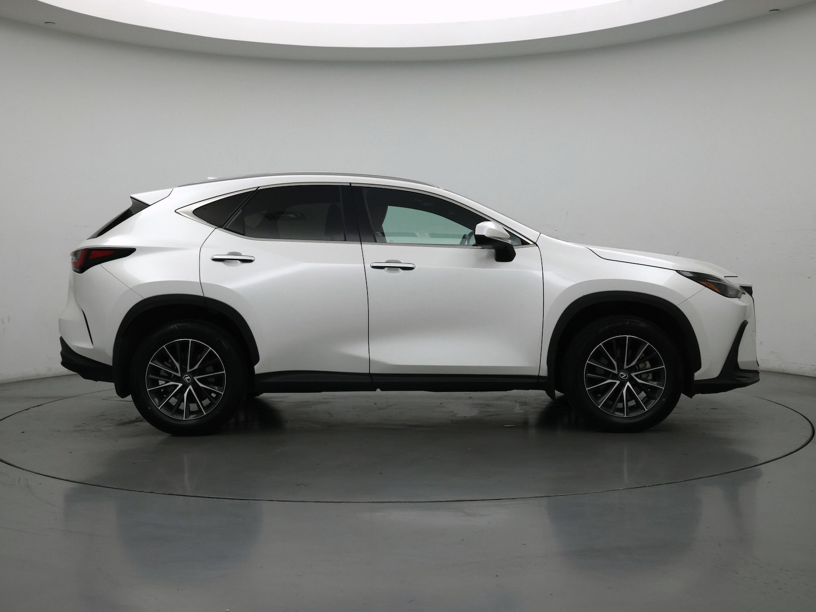 2024 Lexus NX 250 - Photo 8
